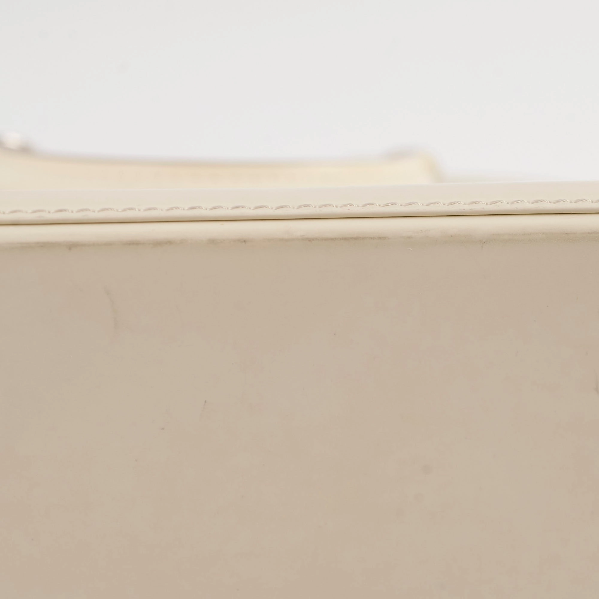 Louis Vuitton Alma PM Epi White