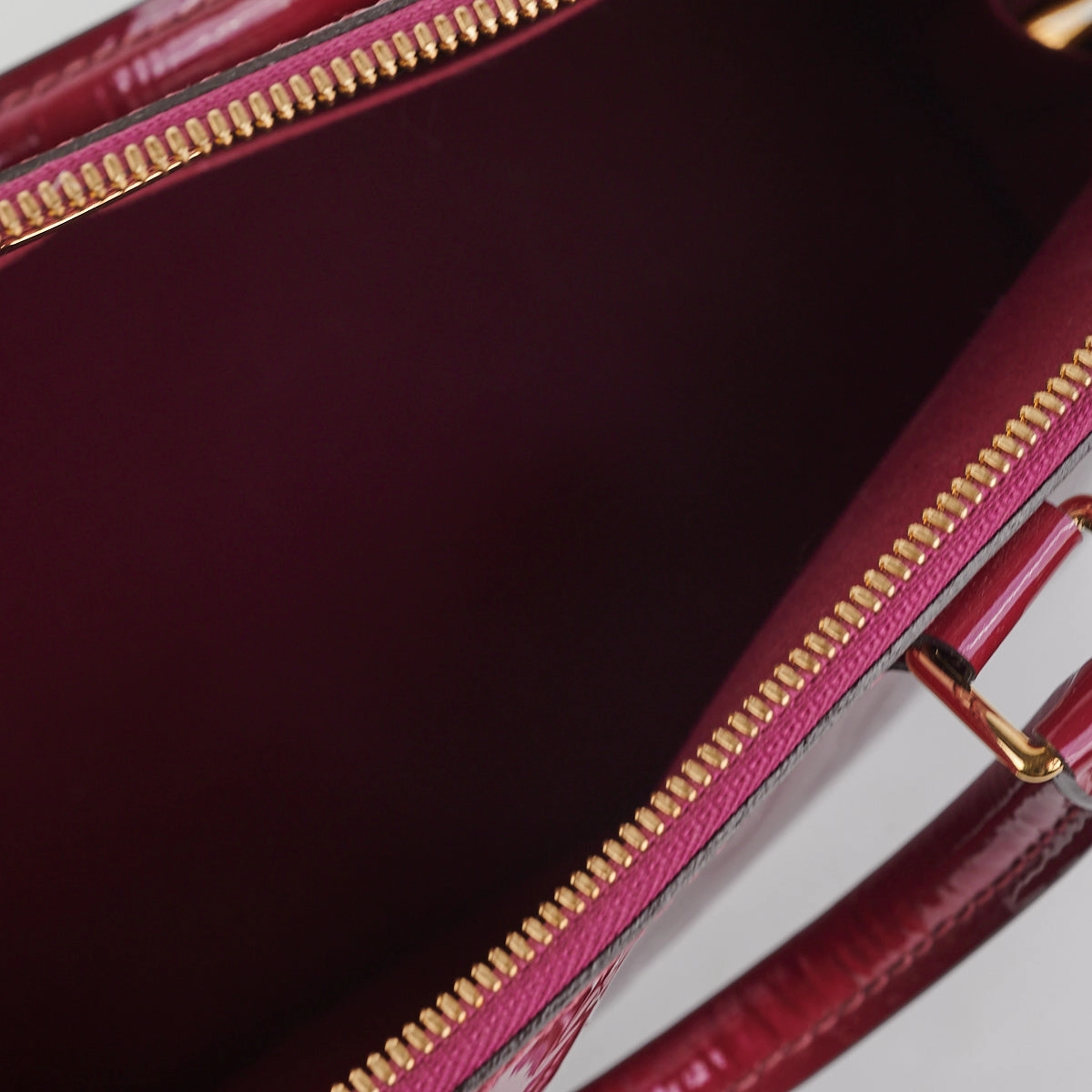 Louis Vuitton Alma PM Vernis Burgundy Ombre