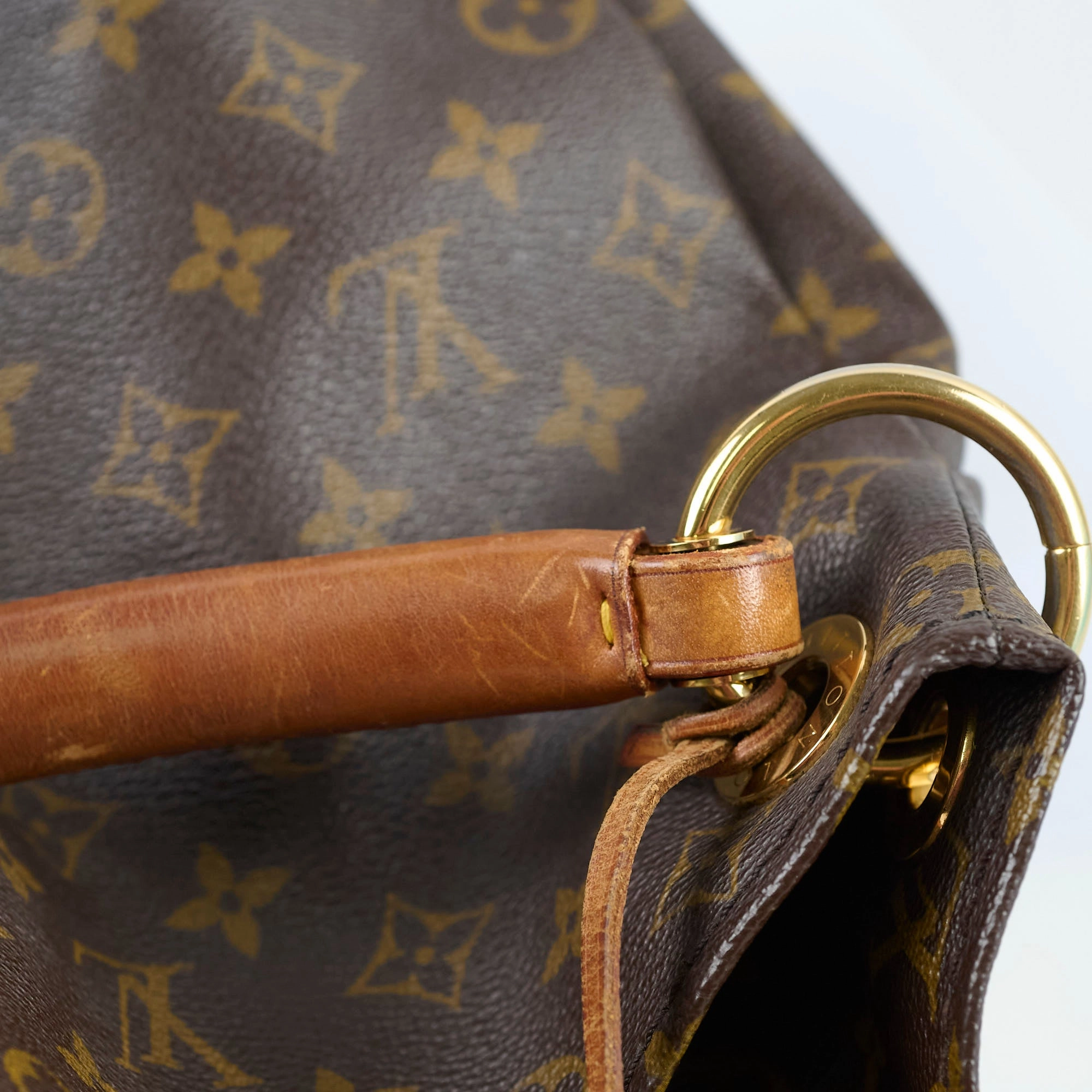 Louis Vuitton Artsy MM Monogram