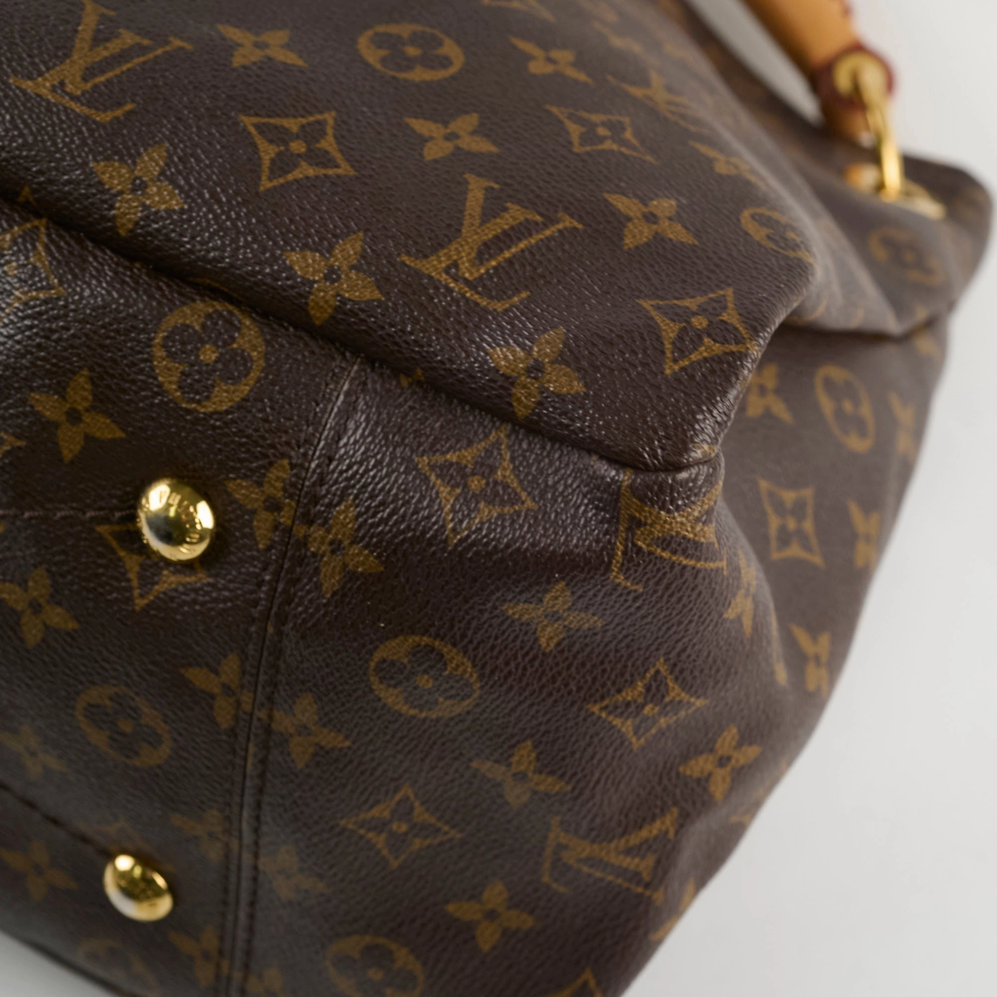 Louis Vuitton Artsy MM Monogram