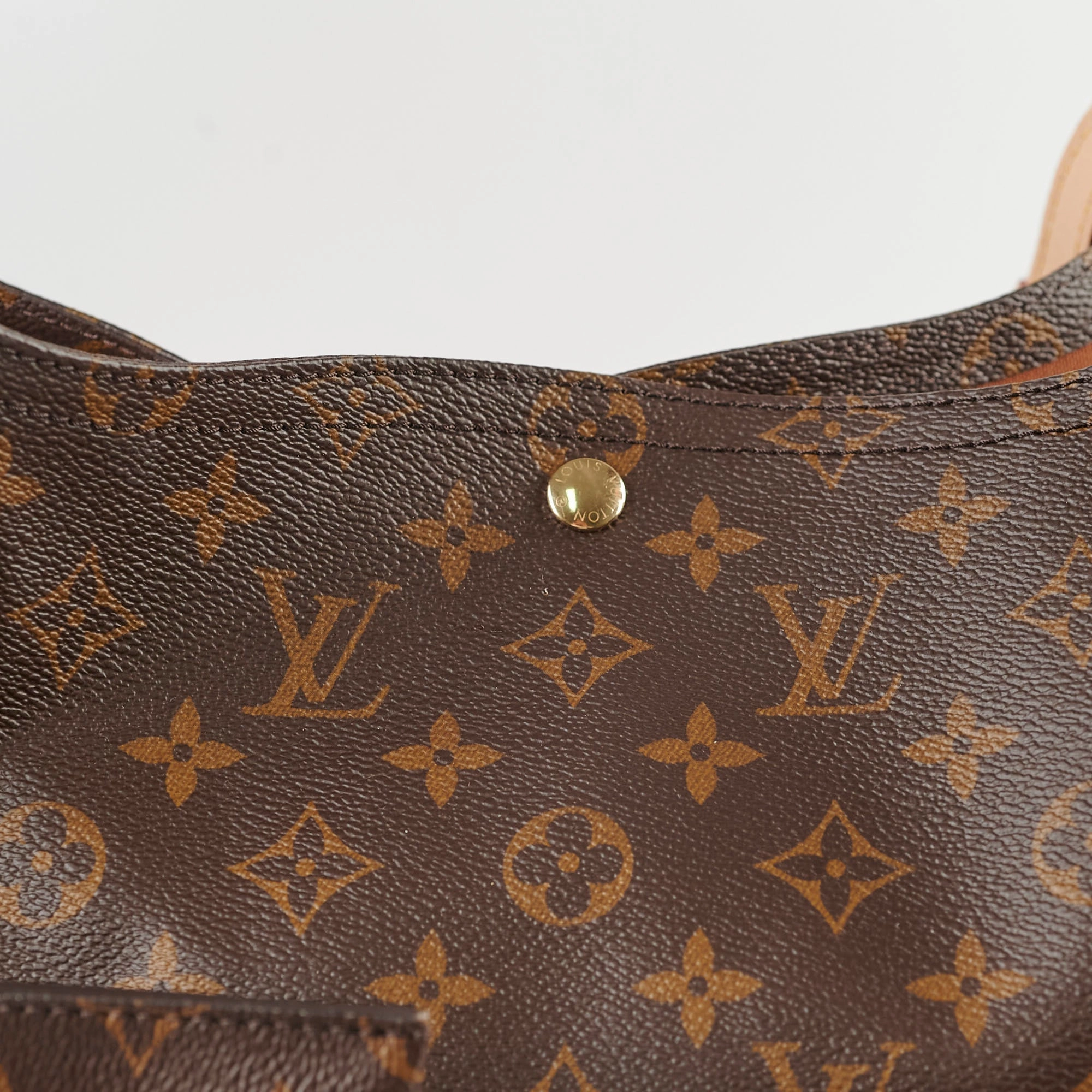 Louis Vuitton Atlantis GM Monogram