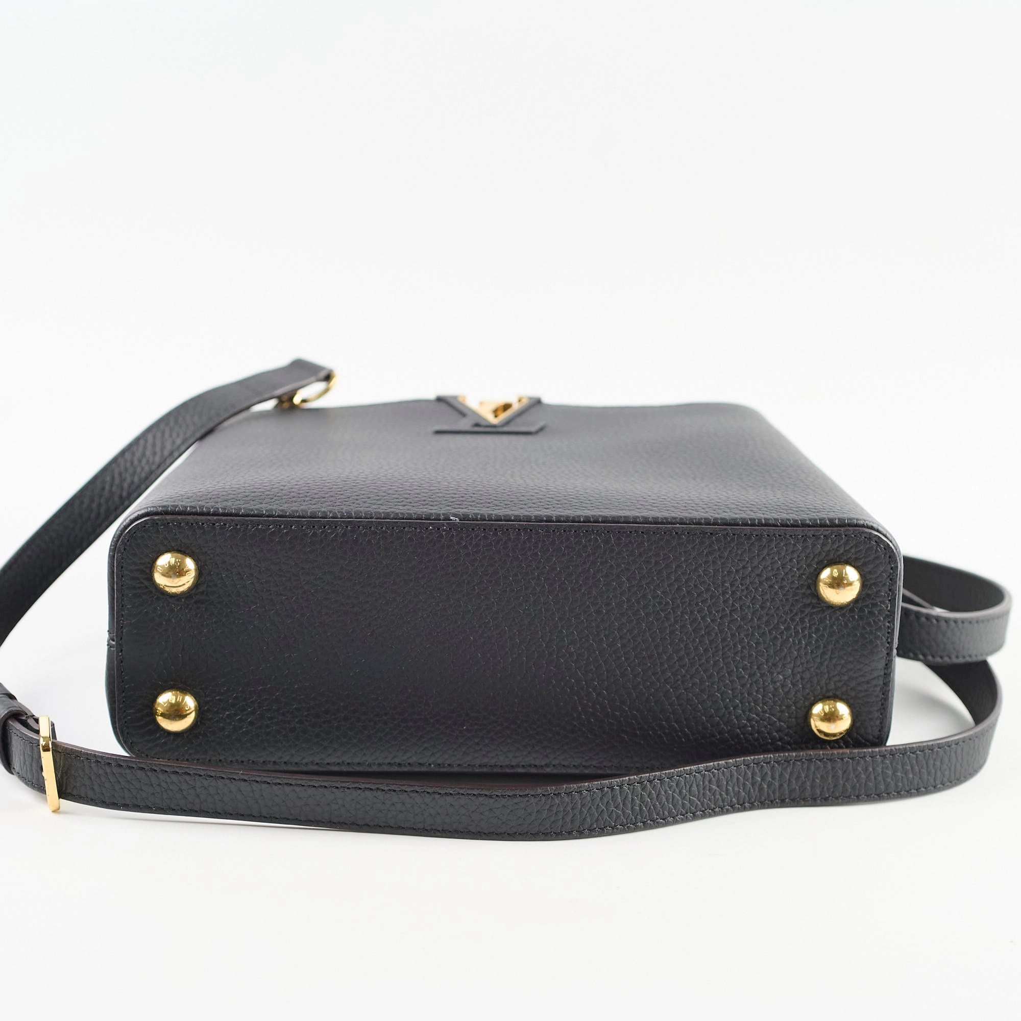 Louis Vuitton Capucines BB Black