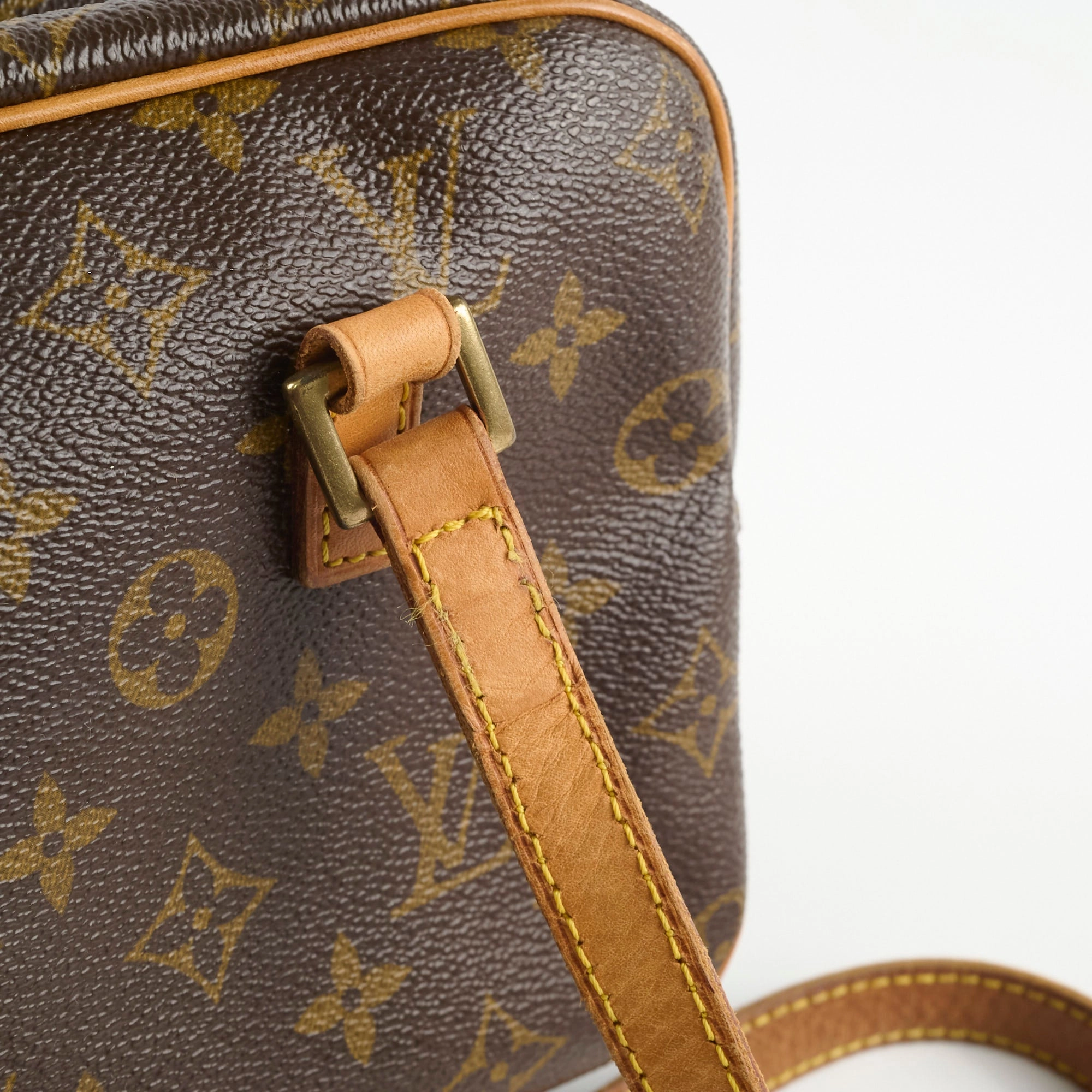 Louis Vuitton Cite MM Monogram