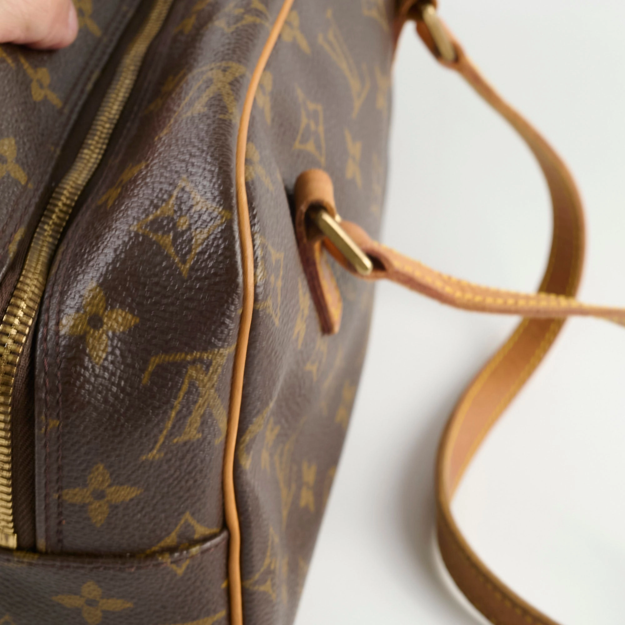 Louis Vuitton Cite MM Monogram