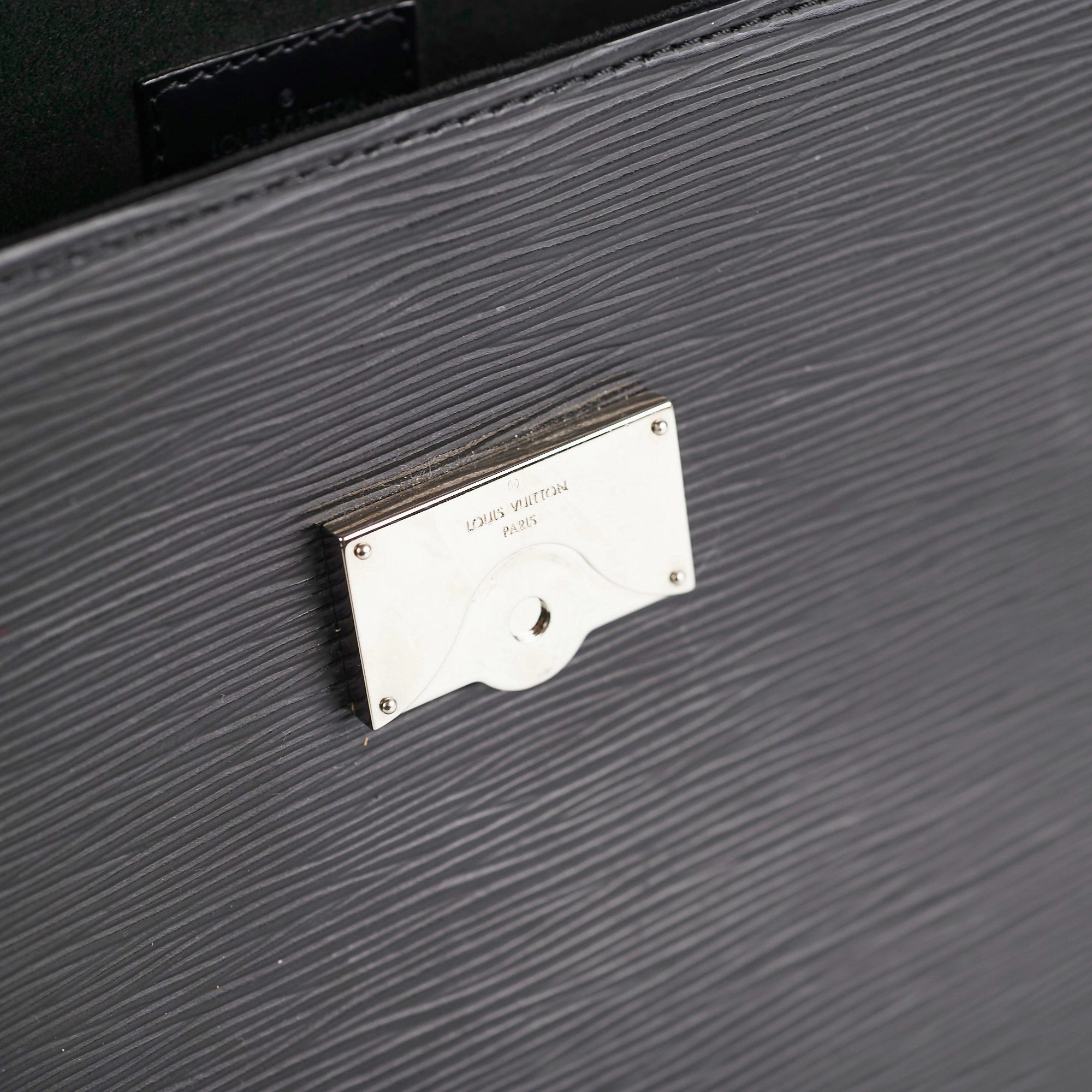 Louis Vuitton Cluny MM Epi Black Bag