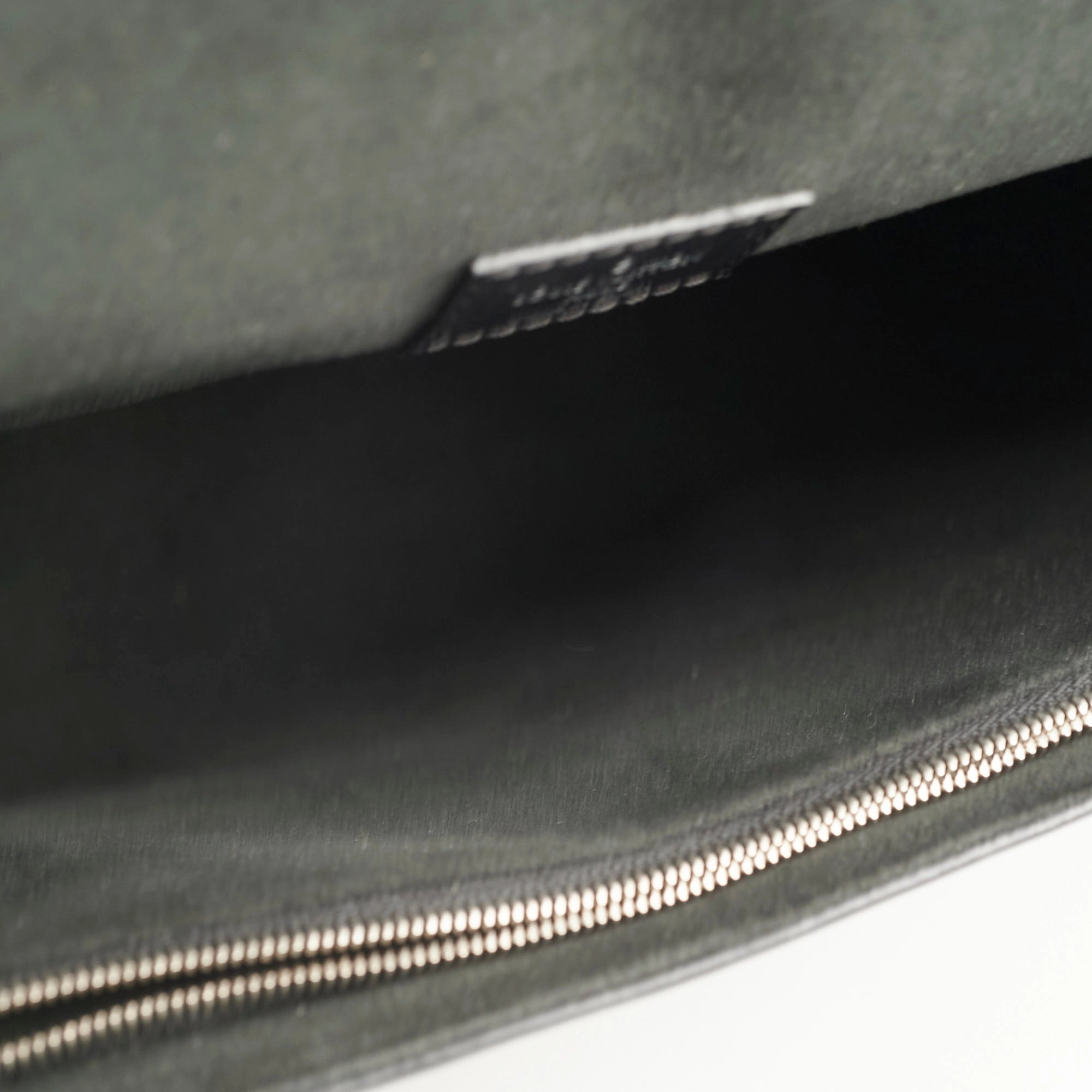 Louis Vuitton Cluny MM Epi Black Shoulder Bag