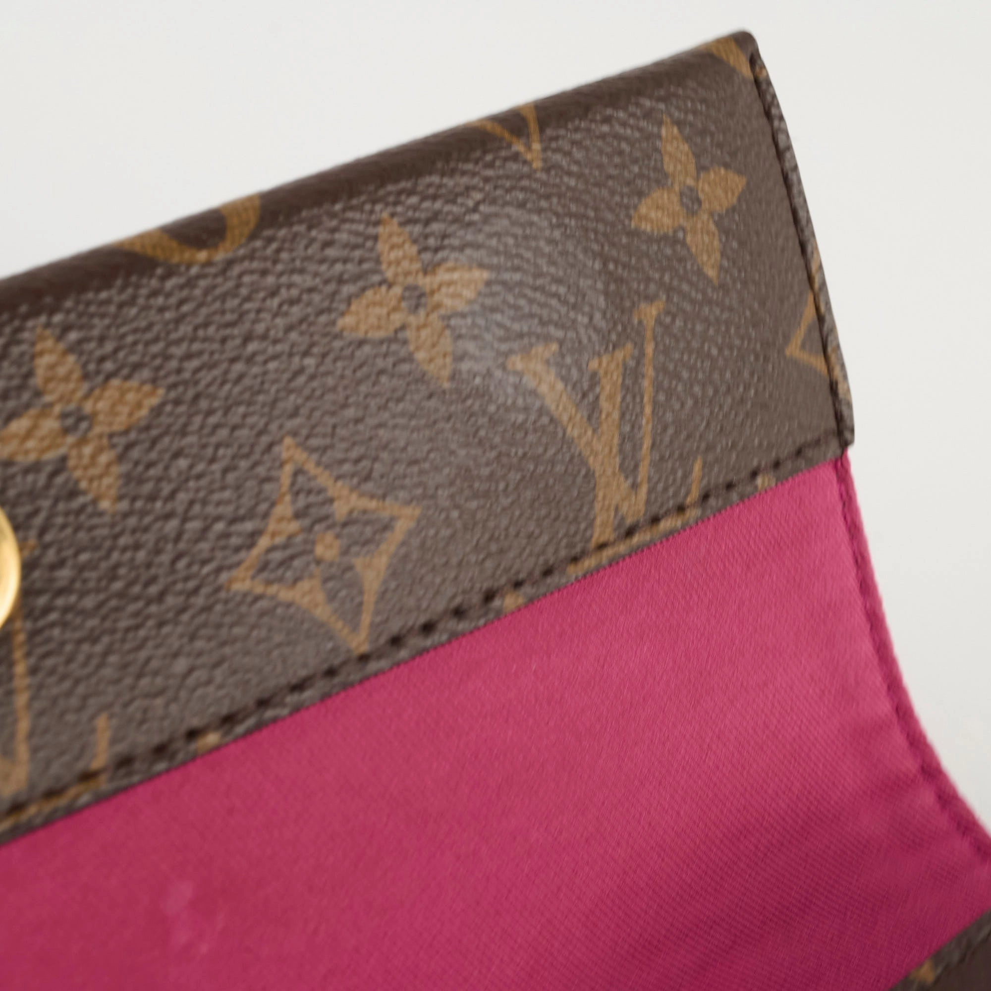Louis Vuitton Cluny MM Monogram Microchip