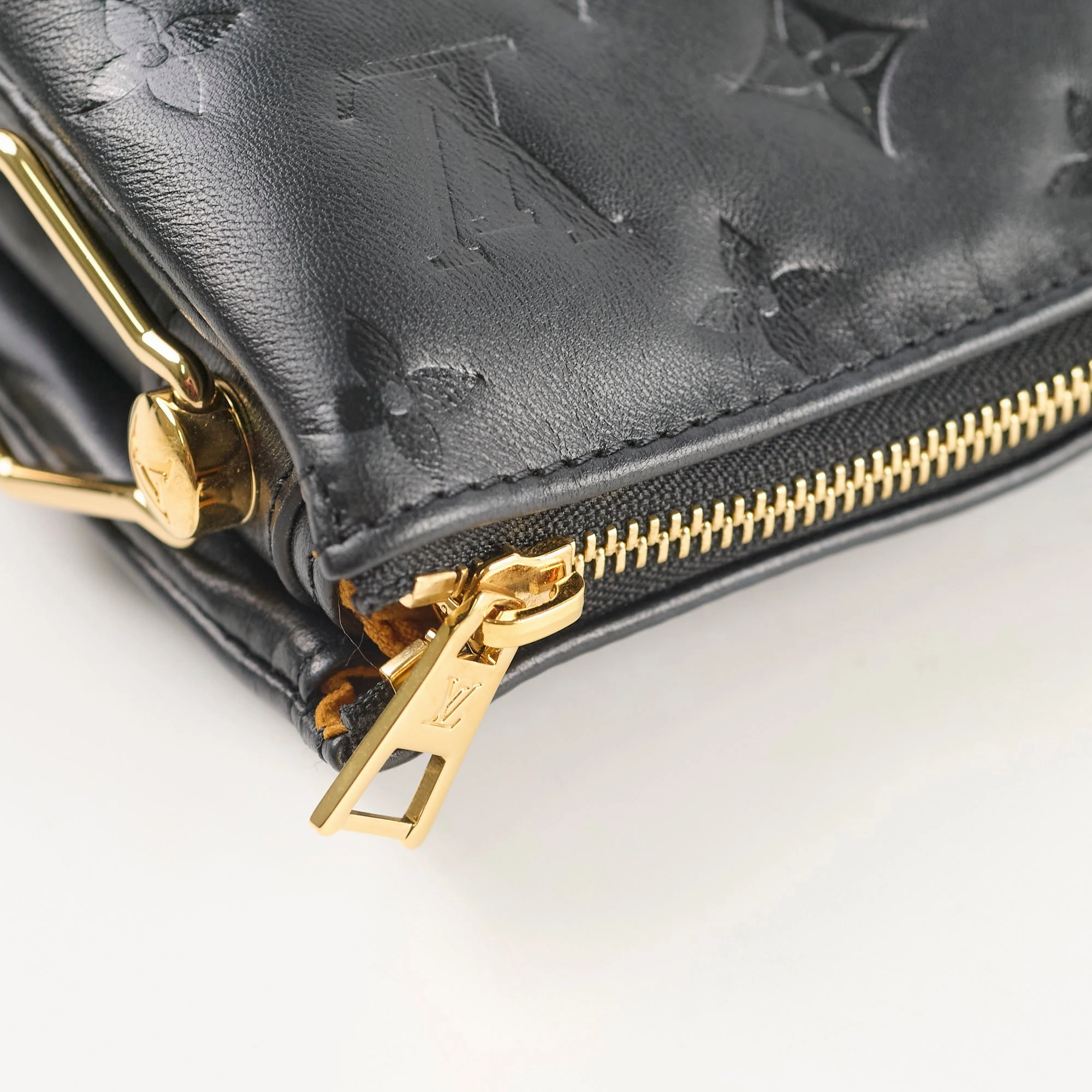 Louis Vuitton Coussin MM Black Microchip