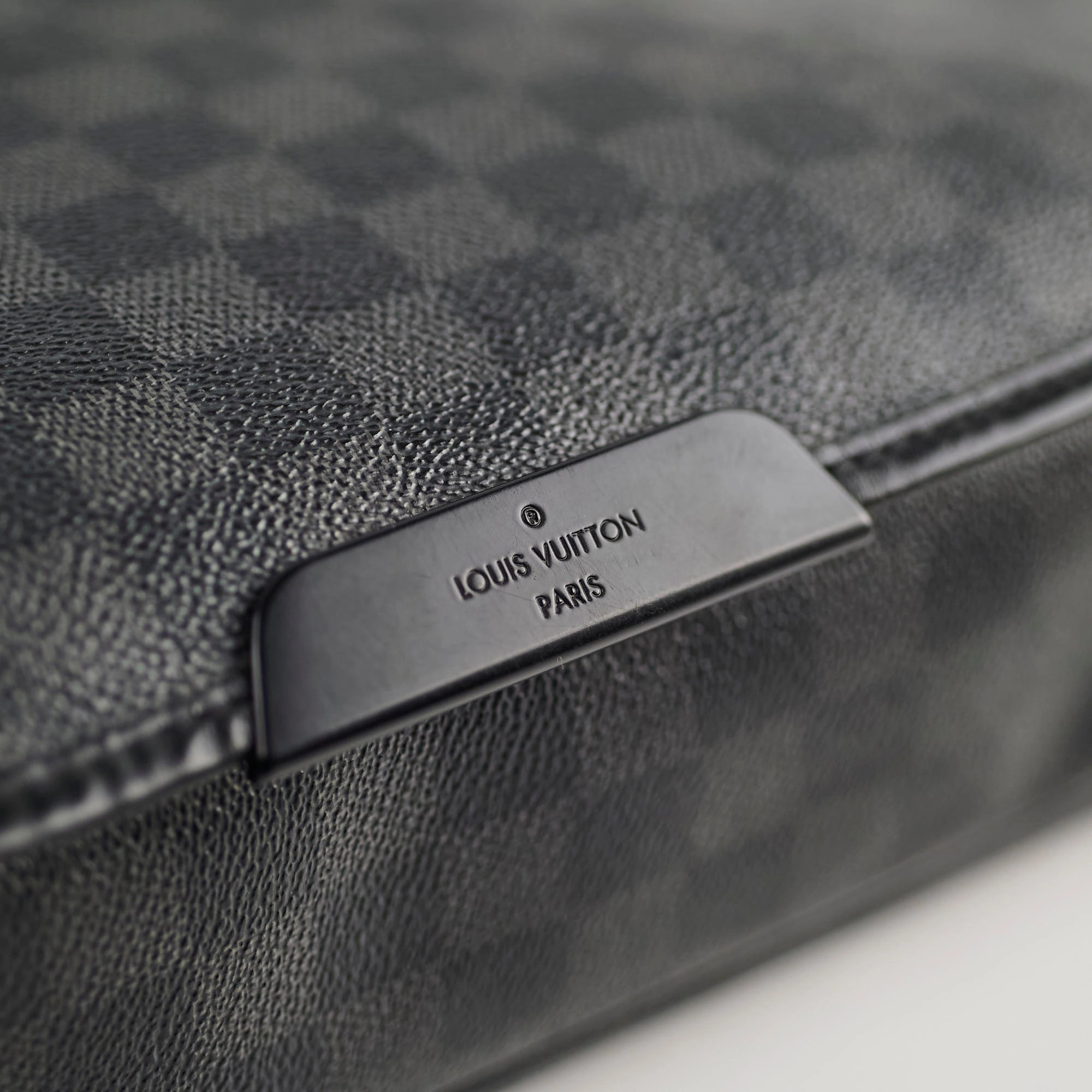 Louis Vuitton Damier Graphite MM