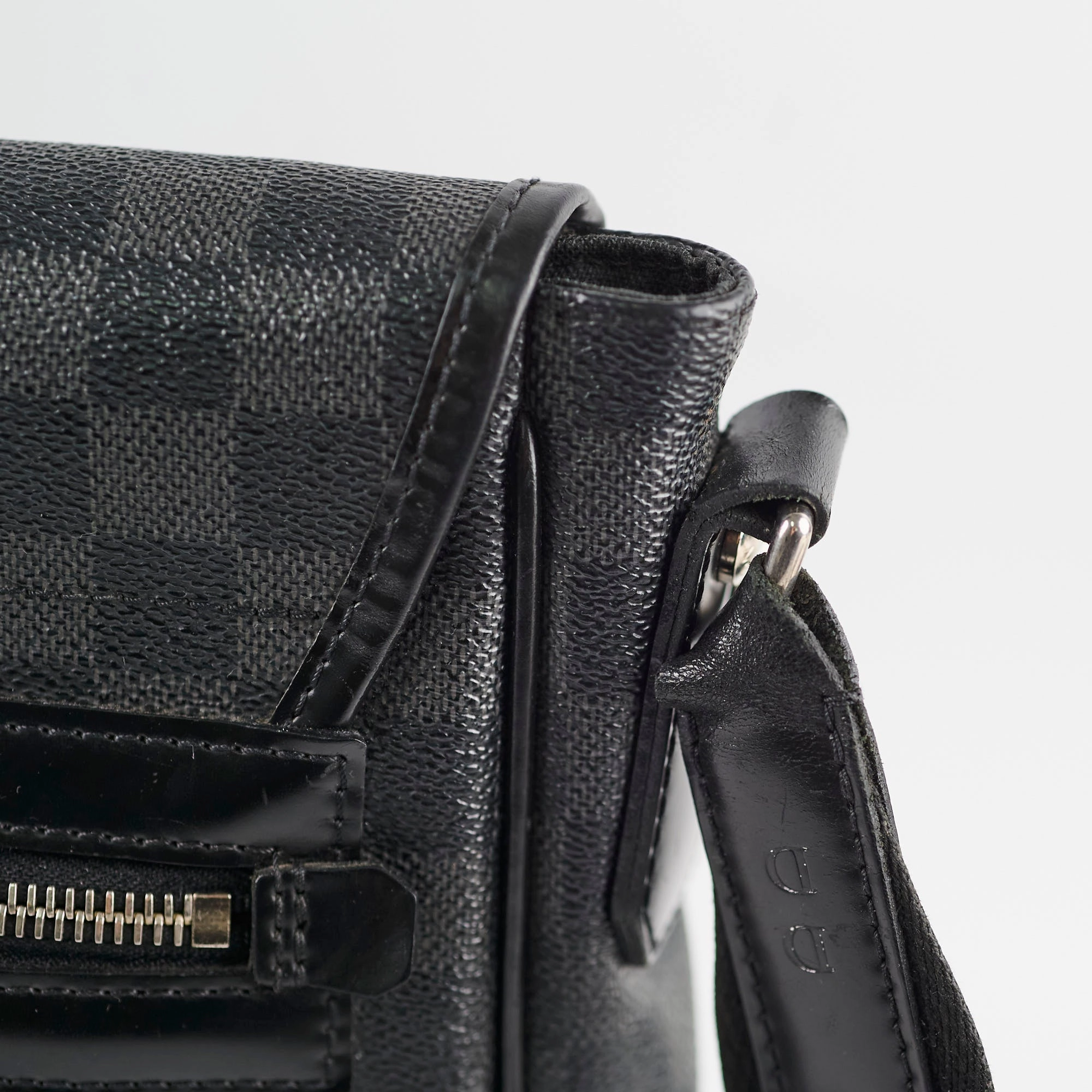 Louis Vuitton Damier Graphite MM