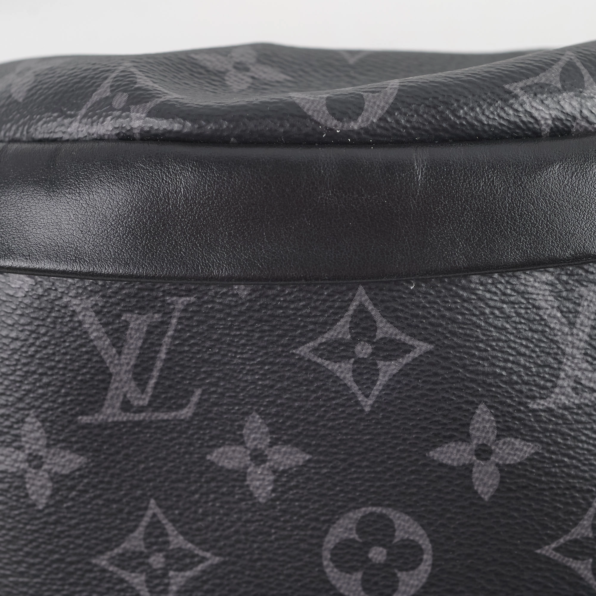 Louis Vuitton Discovery Bumbag PM Monogram Eclipse