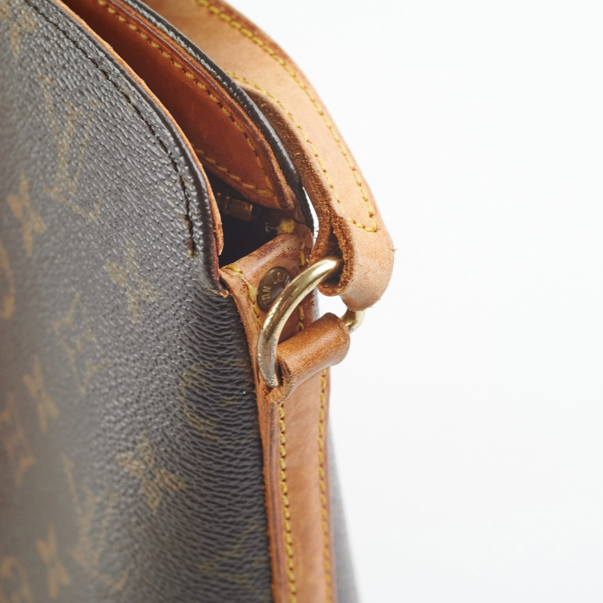 Louis Vuitton Drout Shoulder Monogram