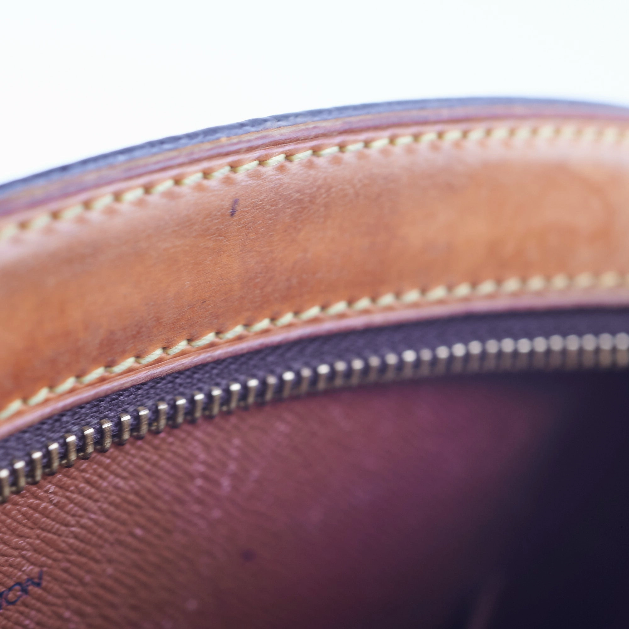 Louis Vuitton Drout Shoulder Monogram