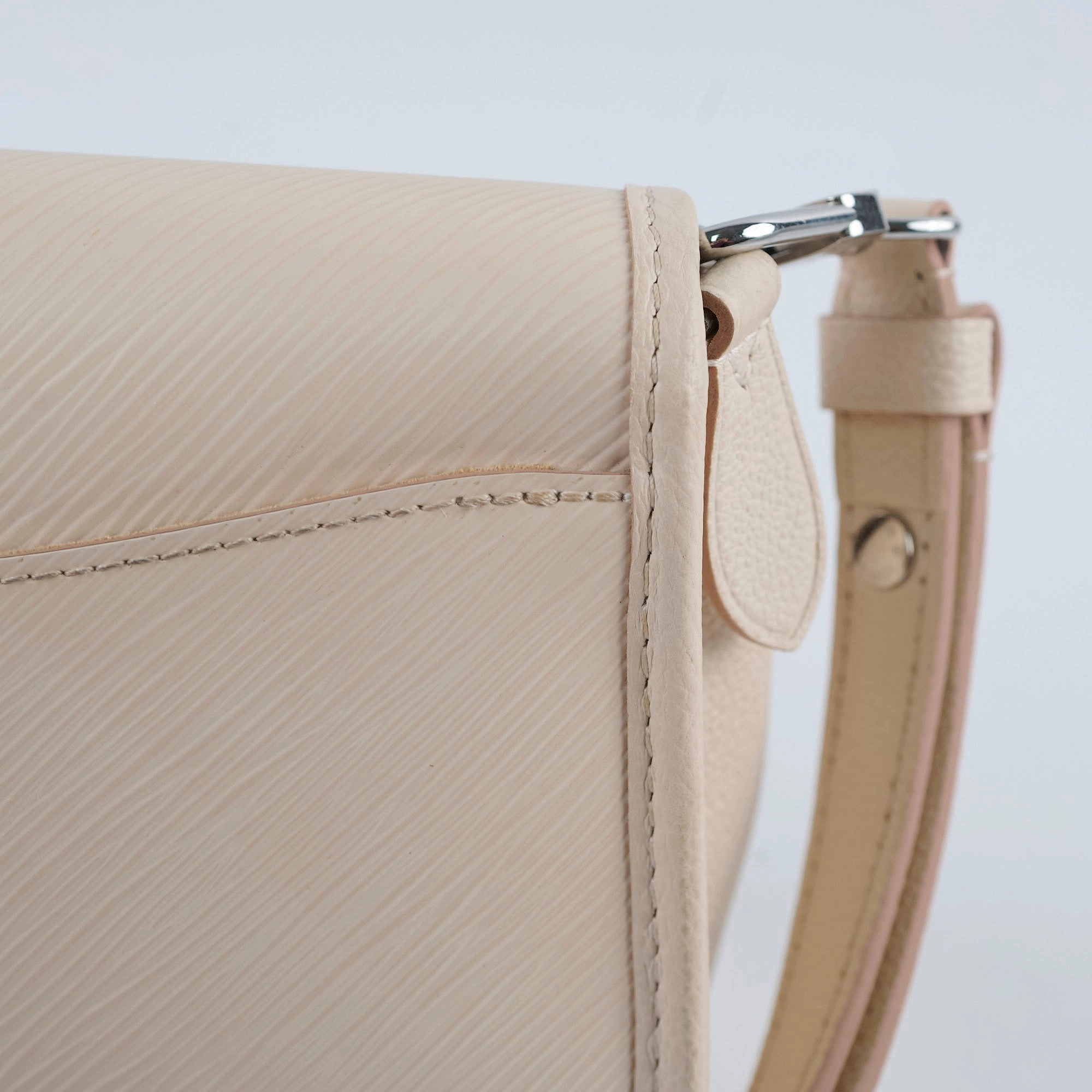 Louis Vuitton Epi Buci Bag White