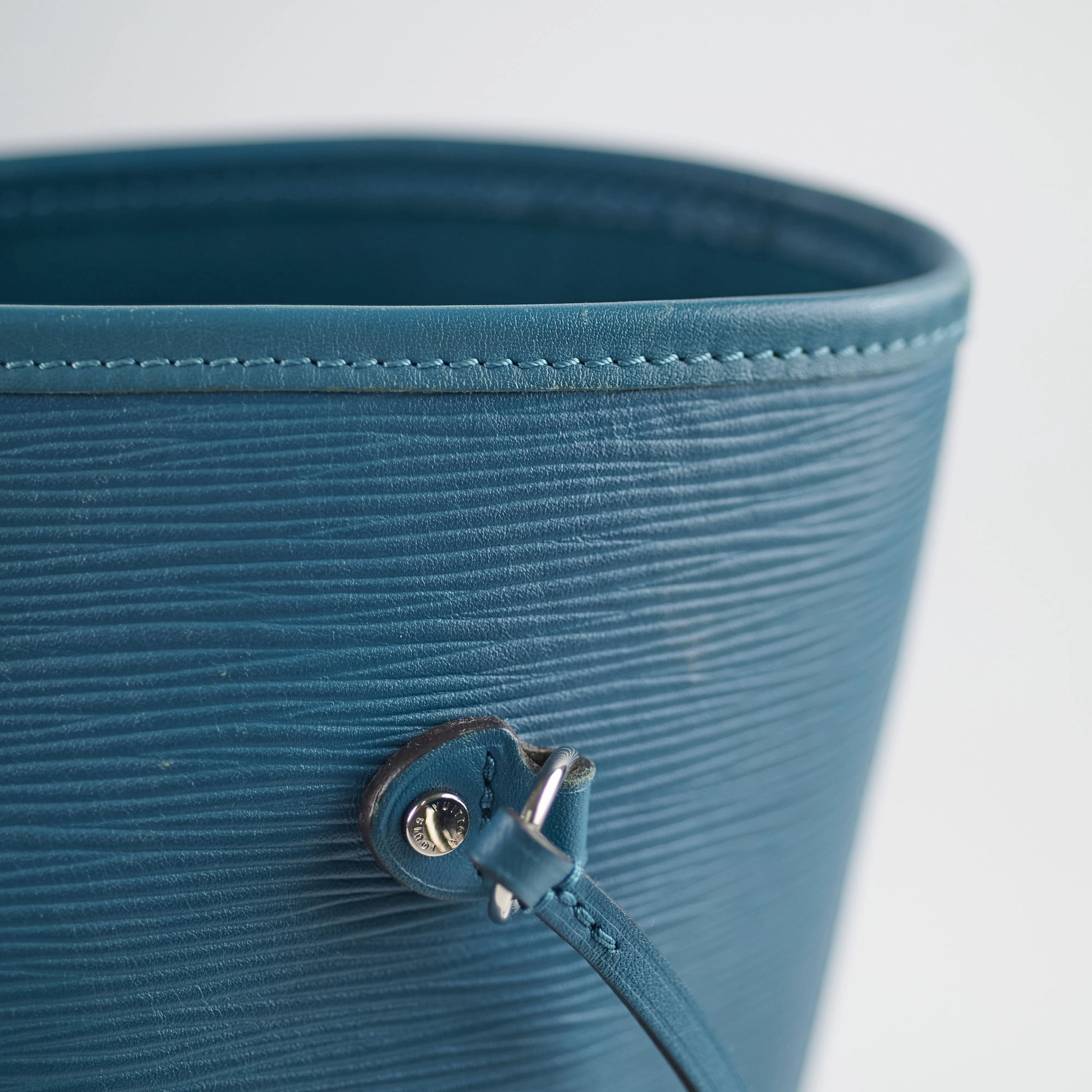 Louis Vuitton Epi Neverfull MM Blue
