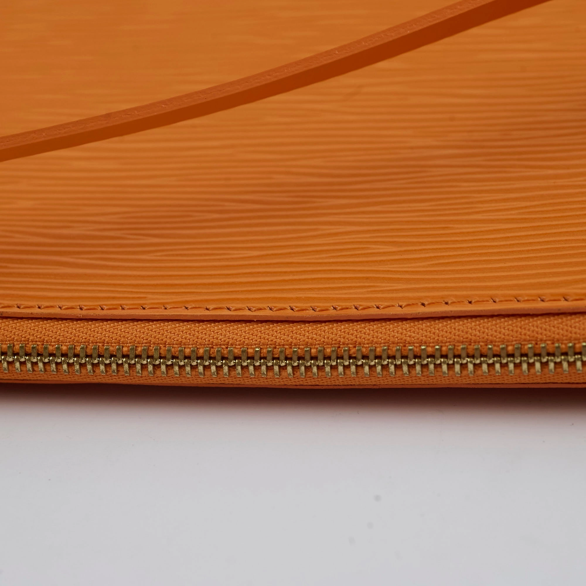 Louis Vuitton Epi Pochette Orange