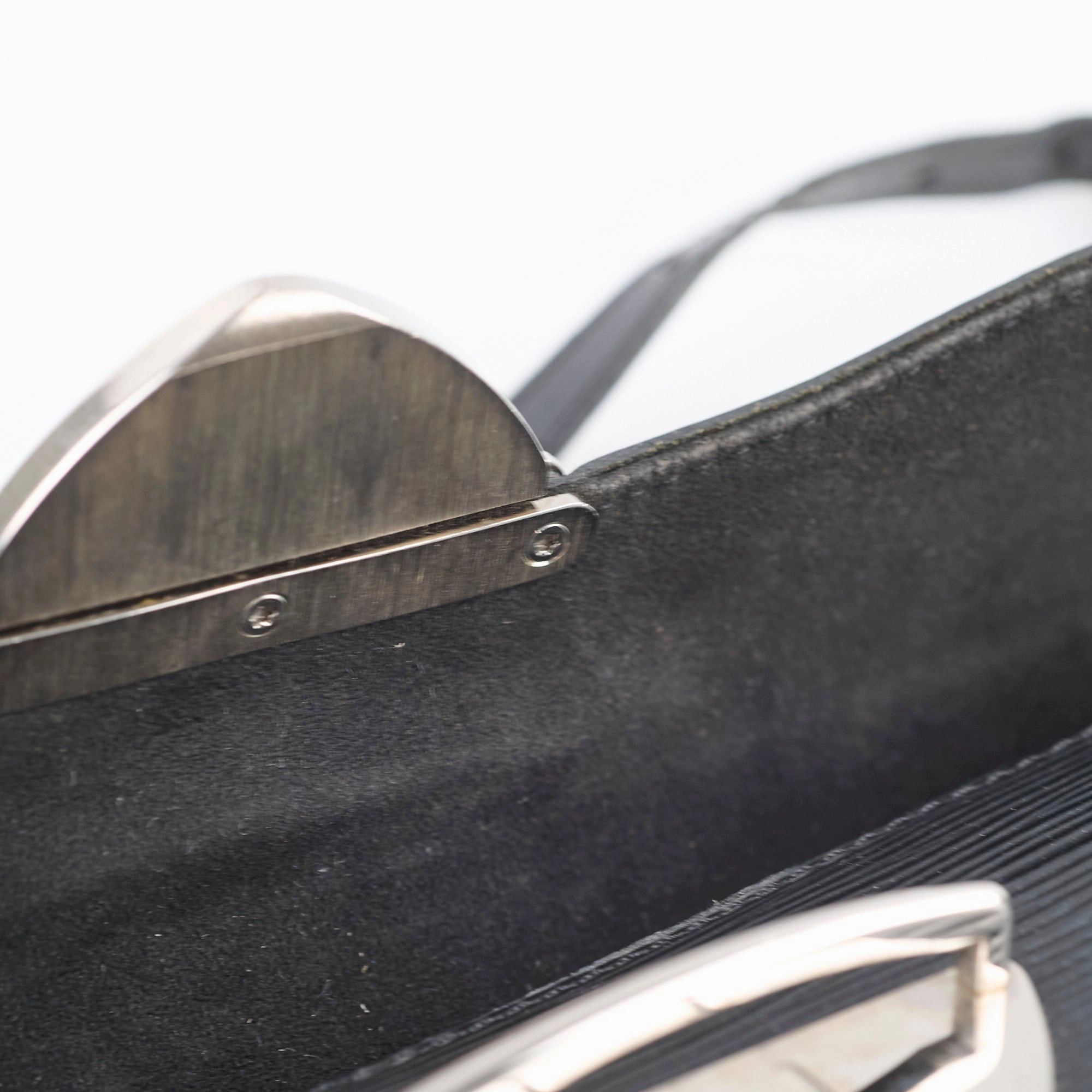 Louis Vuitton Epi Shoulder Bag Black