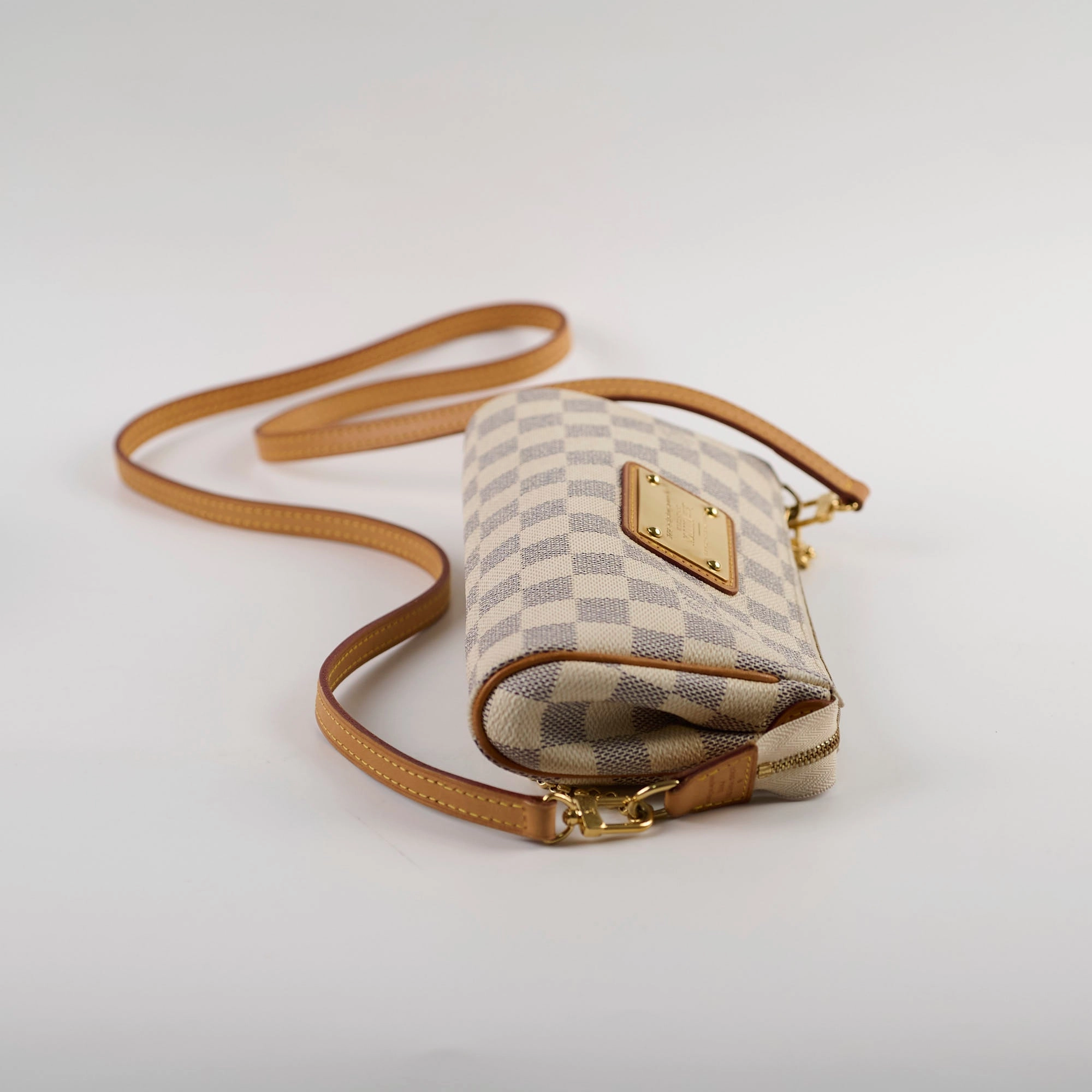 Louis Vuitton Eva Clutch Damier Azur