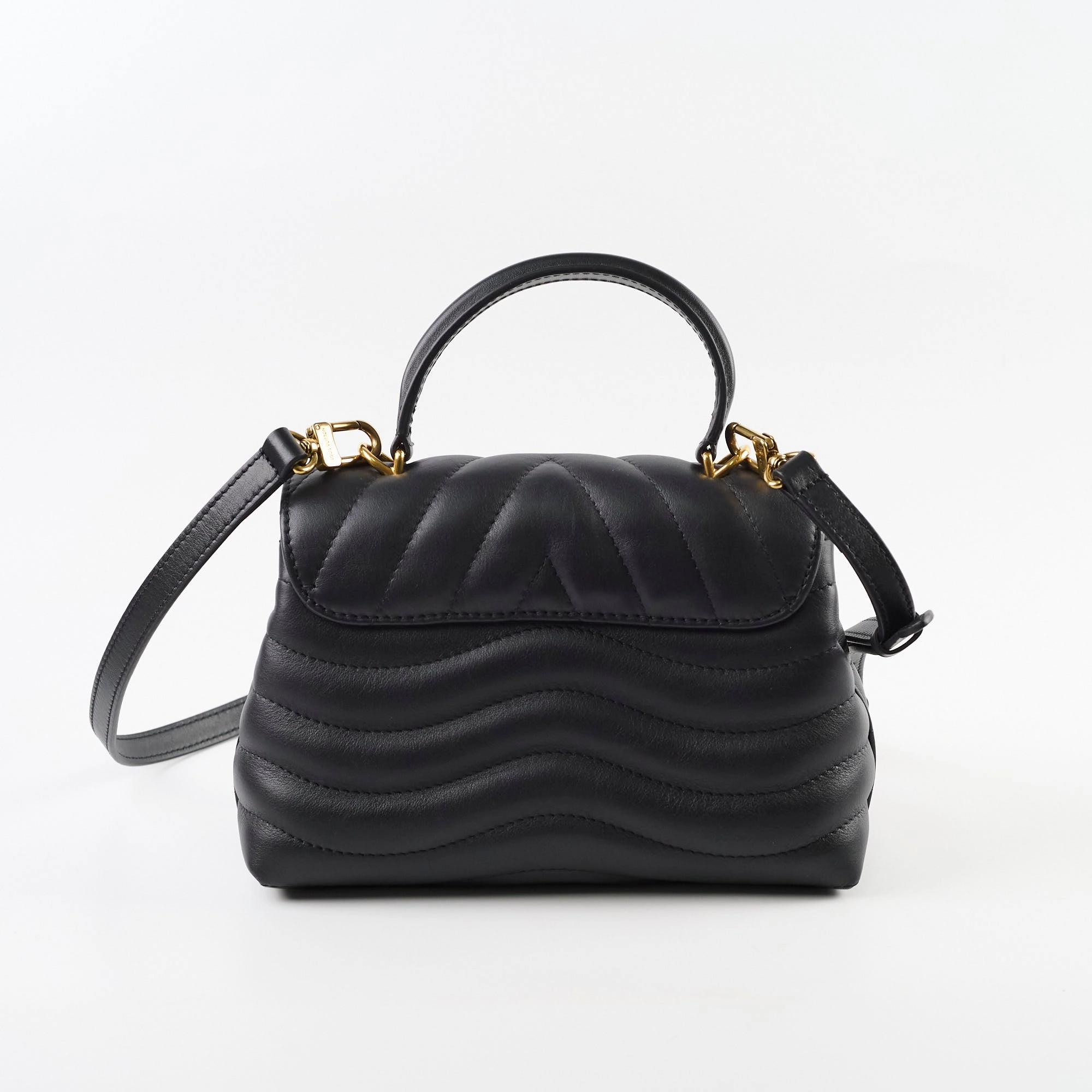 Louis Vuitton Hold Me New Wave bag