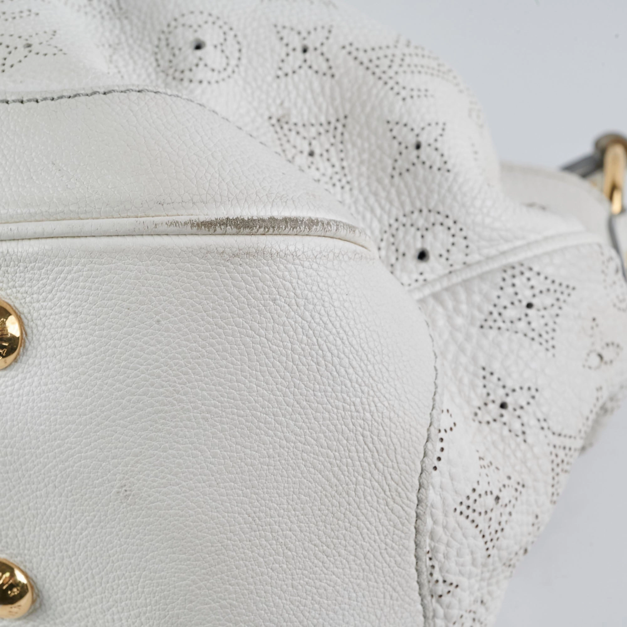 Louis Vuitton Mahina Bag White