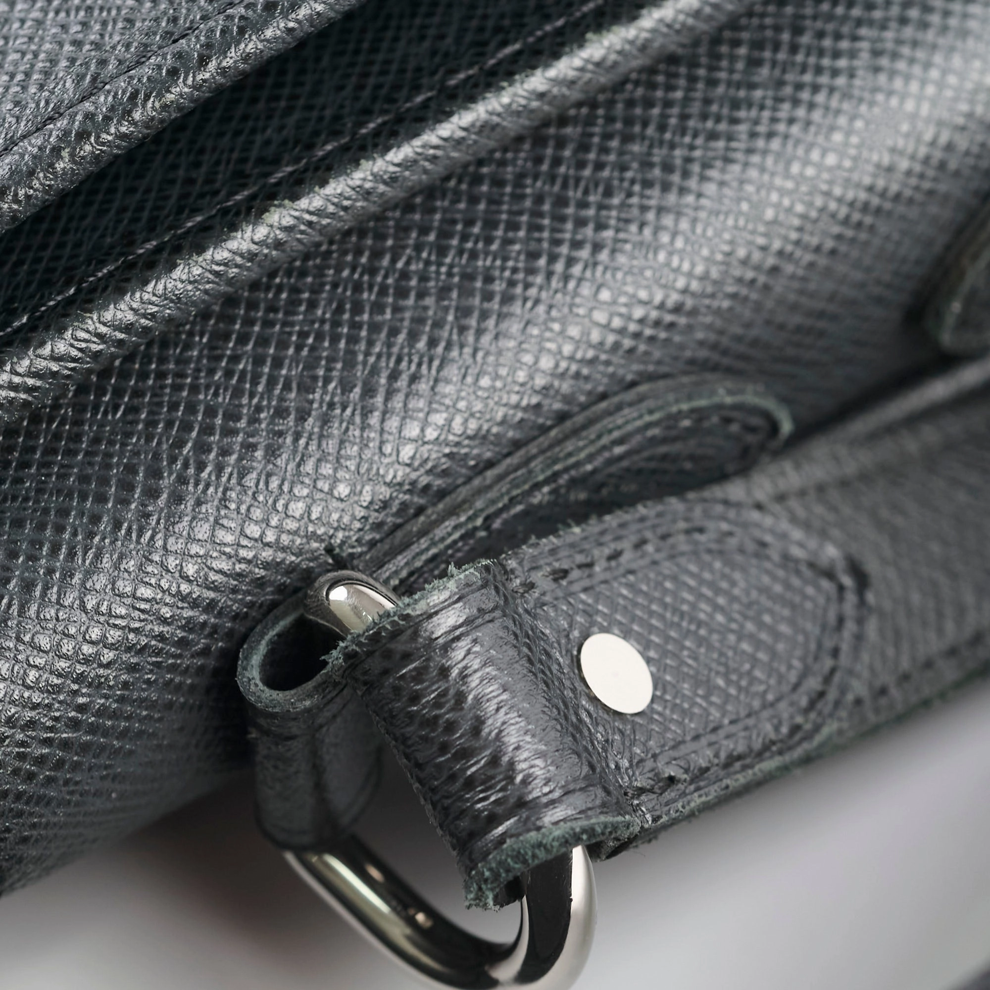 Louis Vuitton Mens Messenger Bag