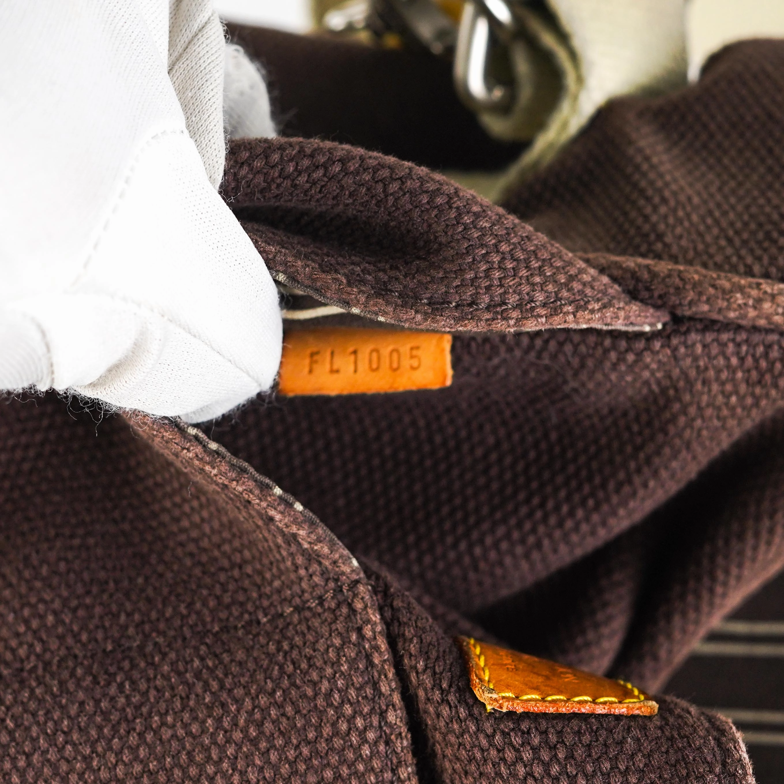 Louis Vuitton Messenger Bag Brown