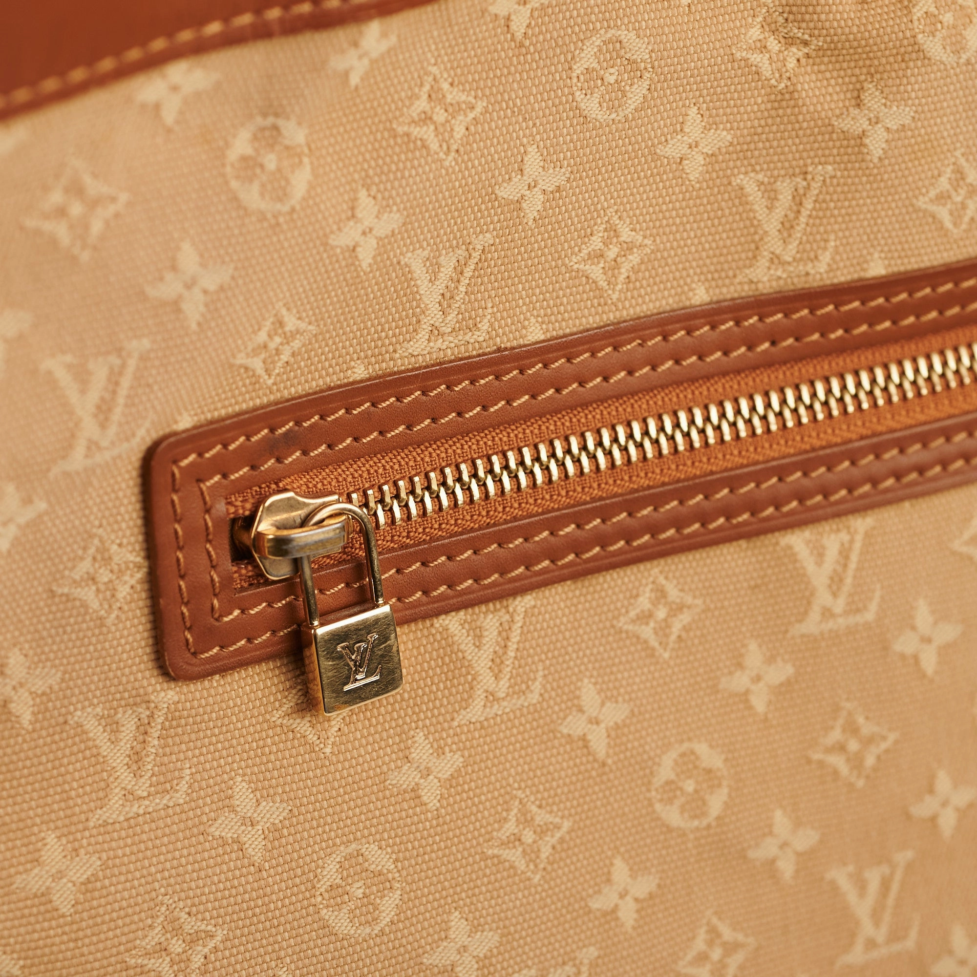 Louis Vuitton Mini Lin Lucille Beige