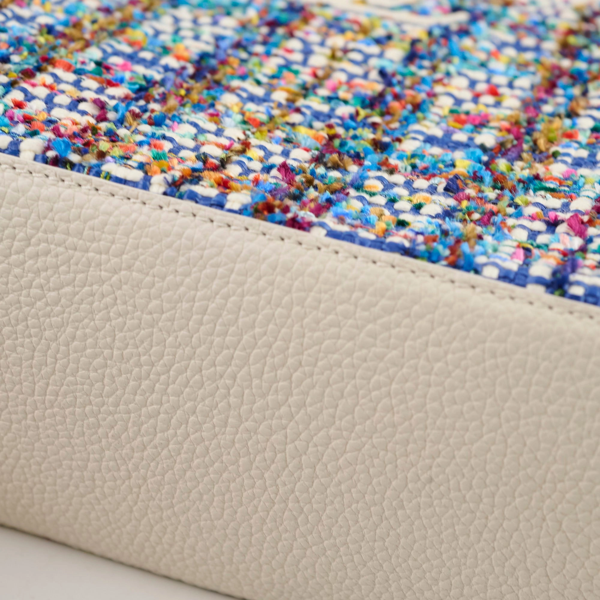 Louis Vuitton MM Capucines Limited Edition Tweed