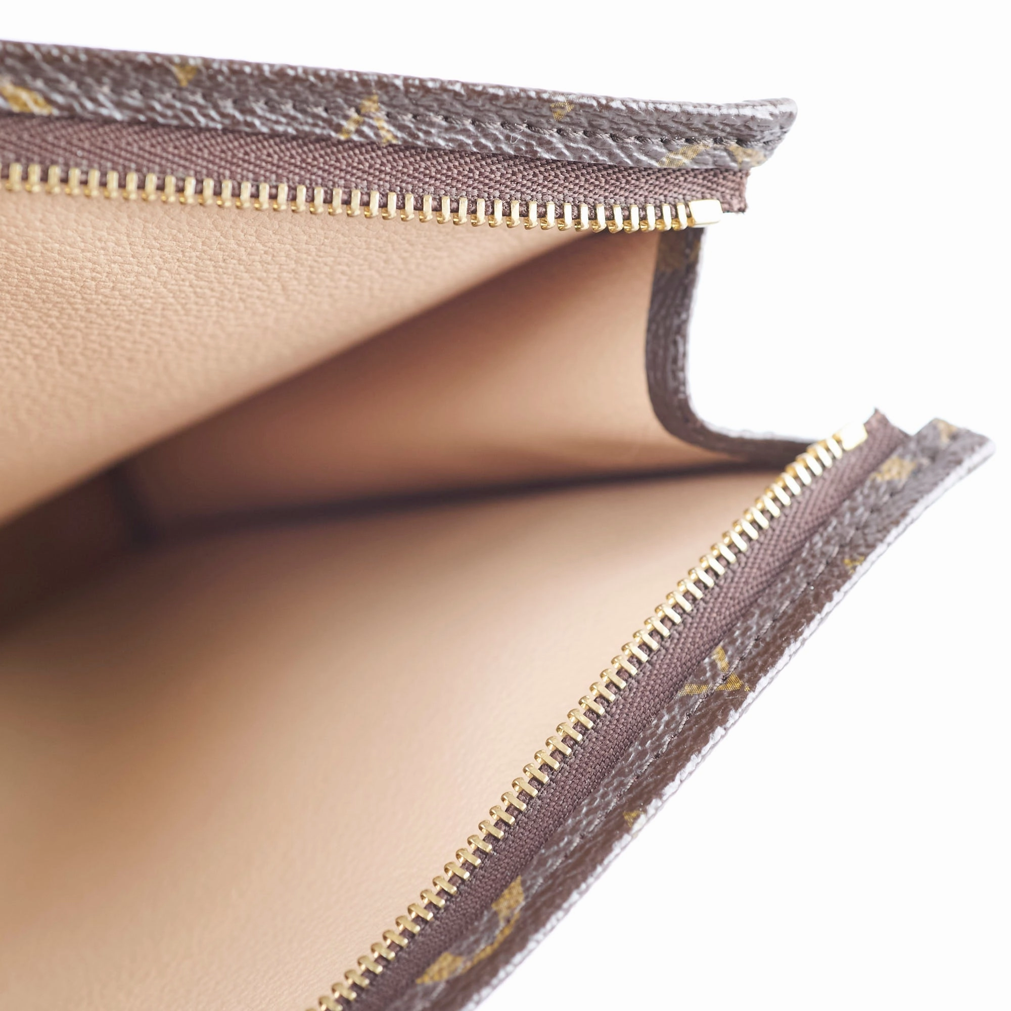 Louis Vuitton Monogram Pouch Toiletry 26