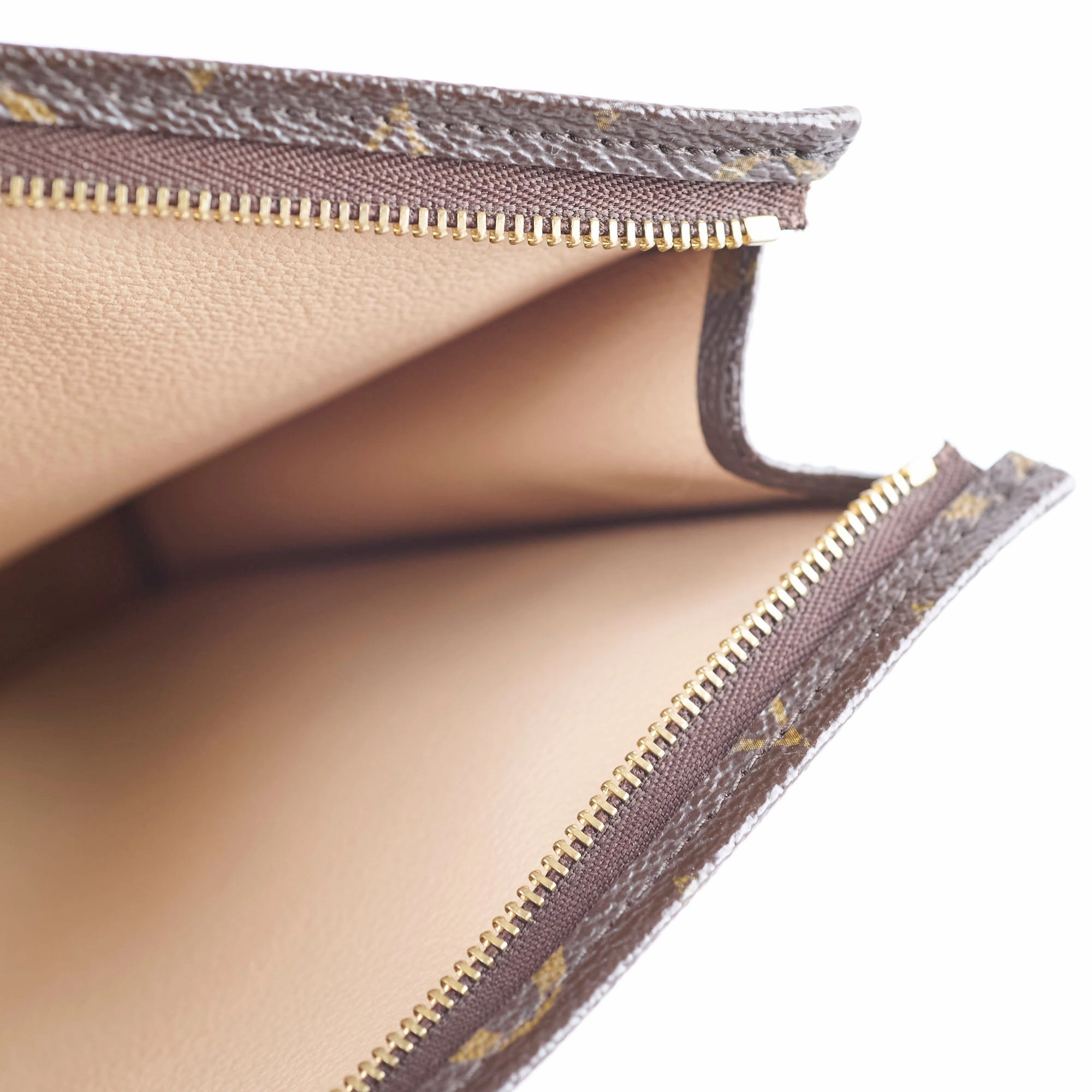 Louis Vuitton Monogram Pouch Toiletry 26
