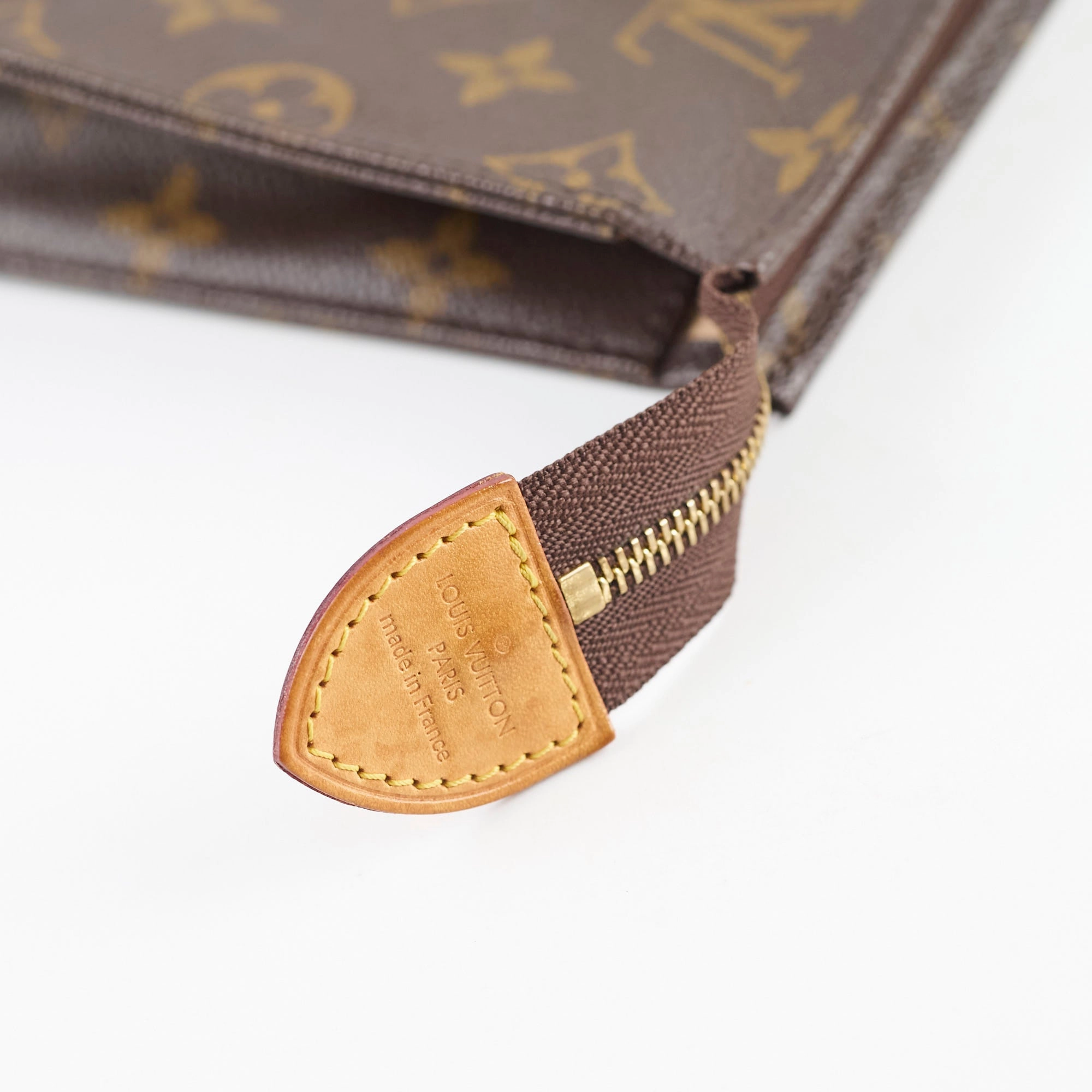 Louis Vuitton Monogram Pouch Toiletry 26