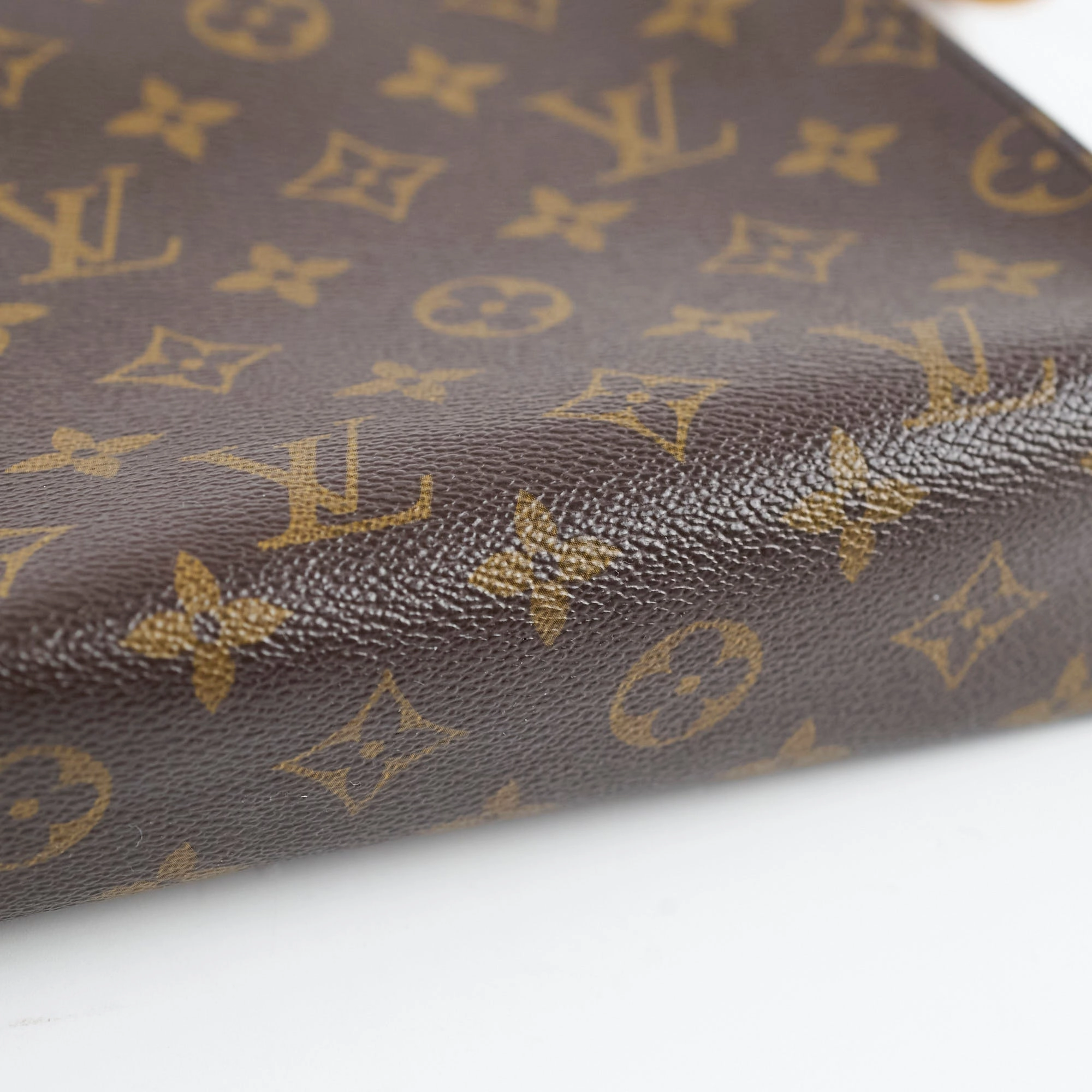 Louis Vuitton Monogram Pouch Toiletry 26