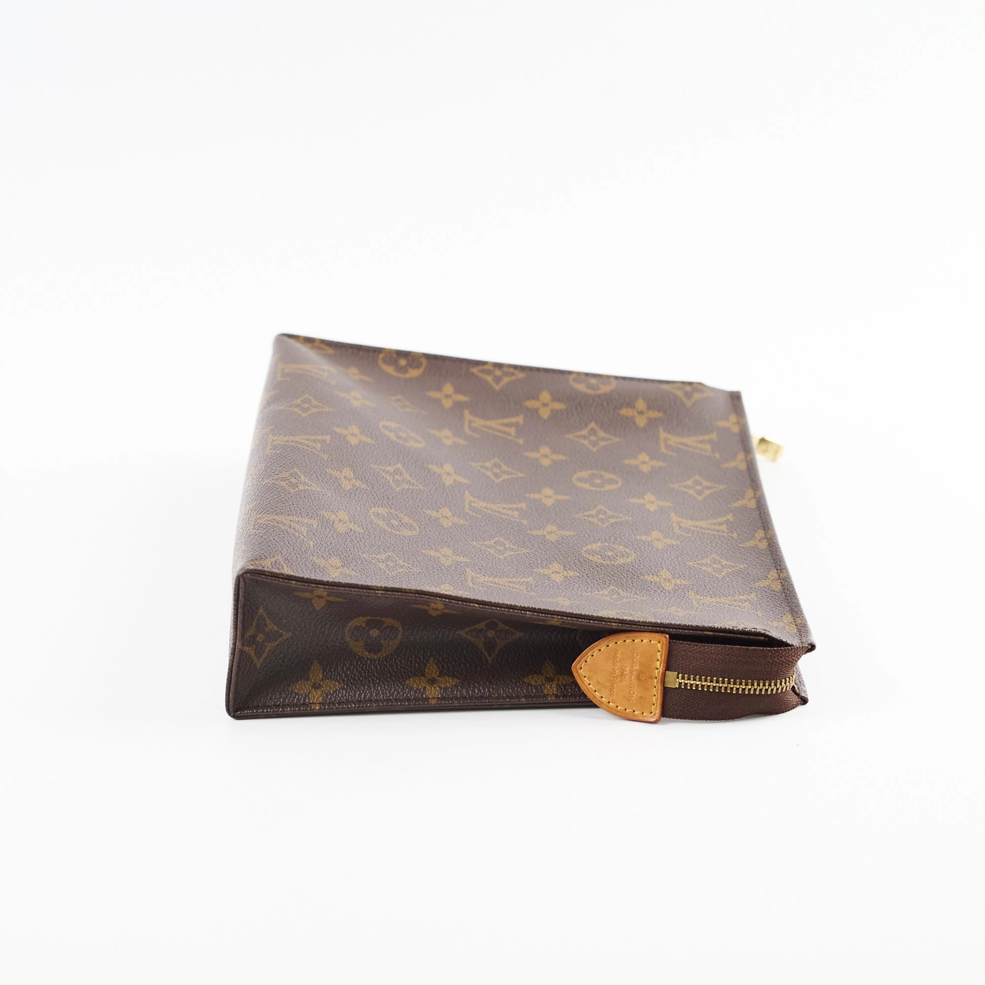 Louis Vuitton Monogram Pouch Toiletry 26