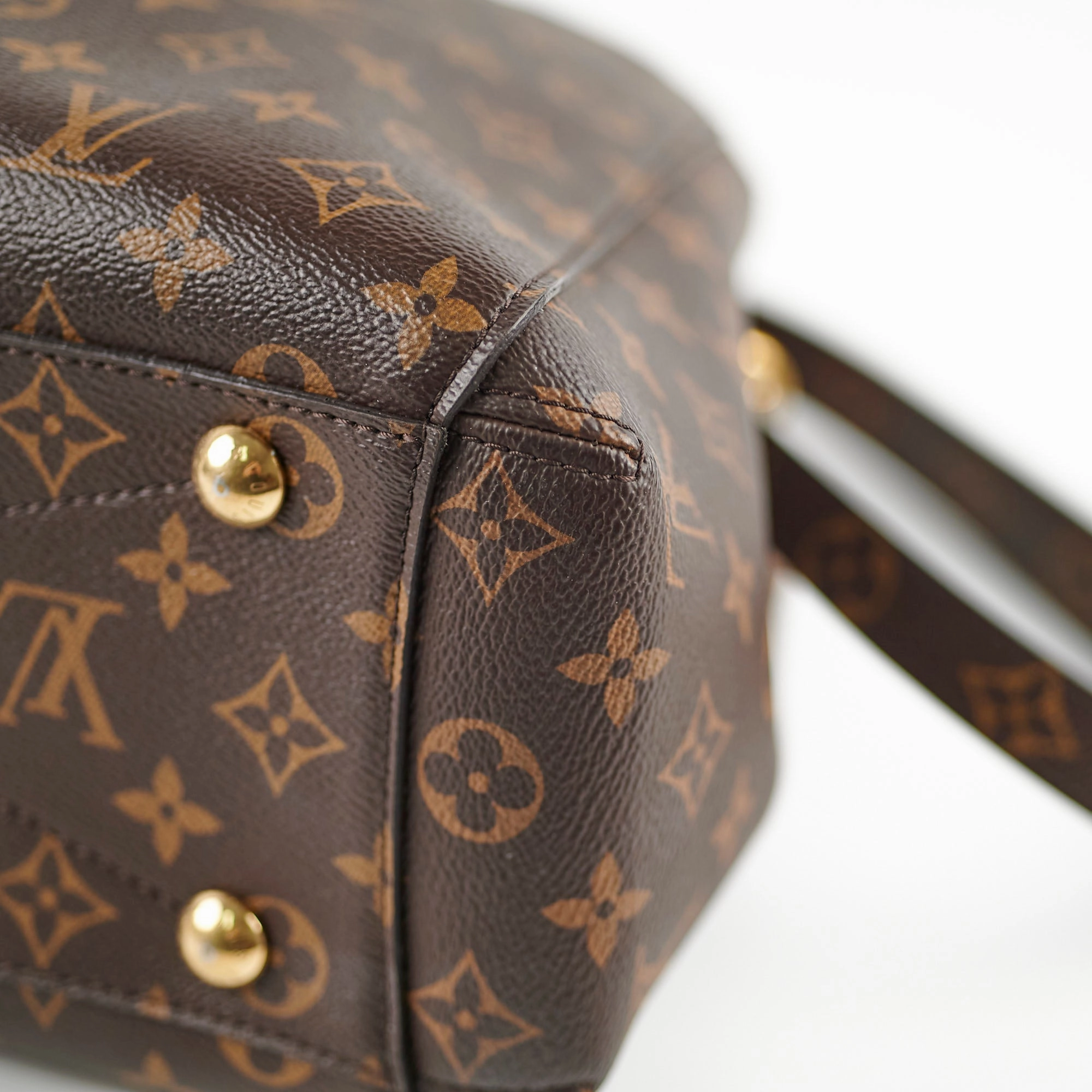 Louis Vuitton Montaigne MM Monogram