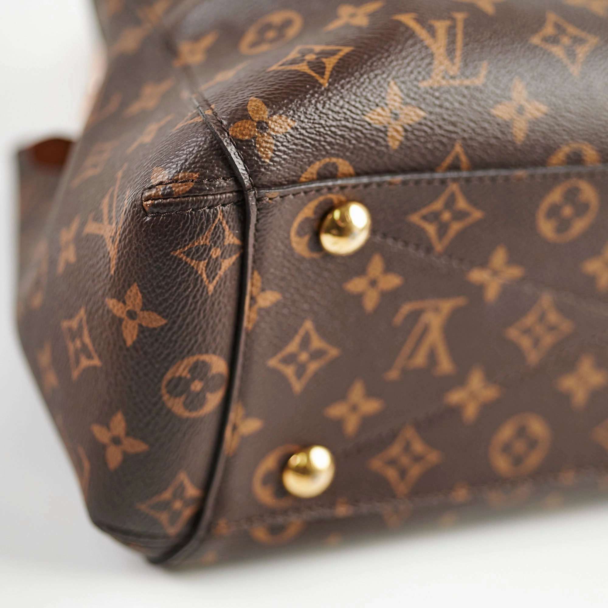 Louis Vuitton Montaigne MM Monogram