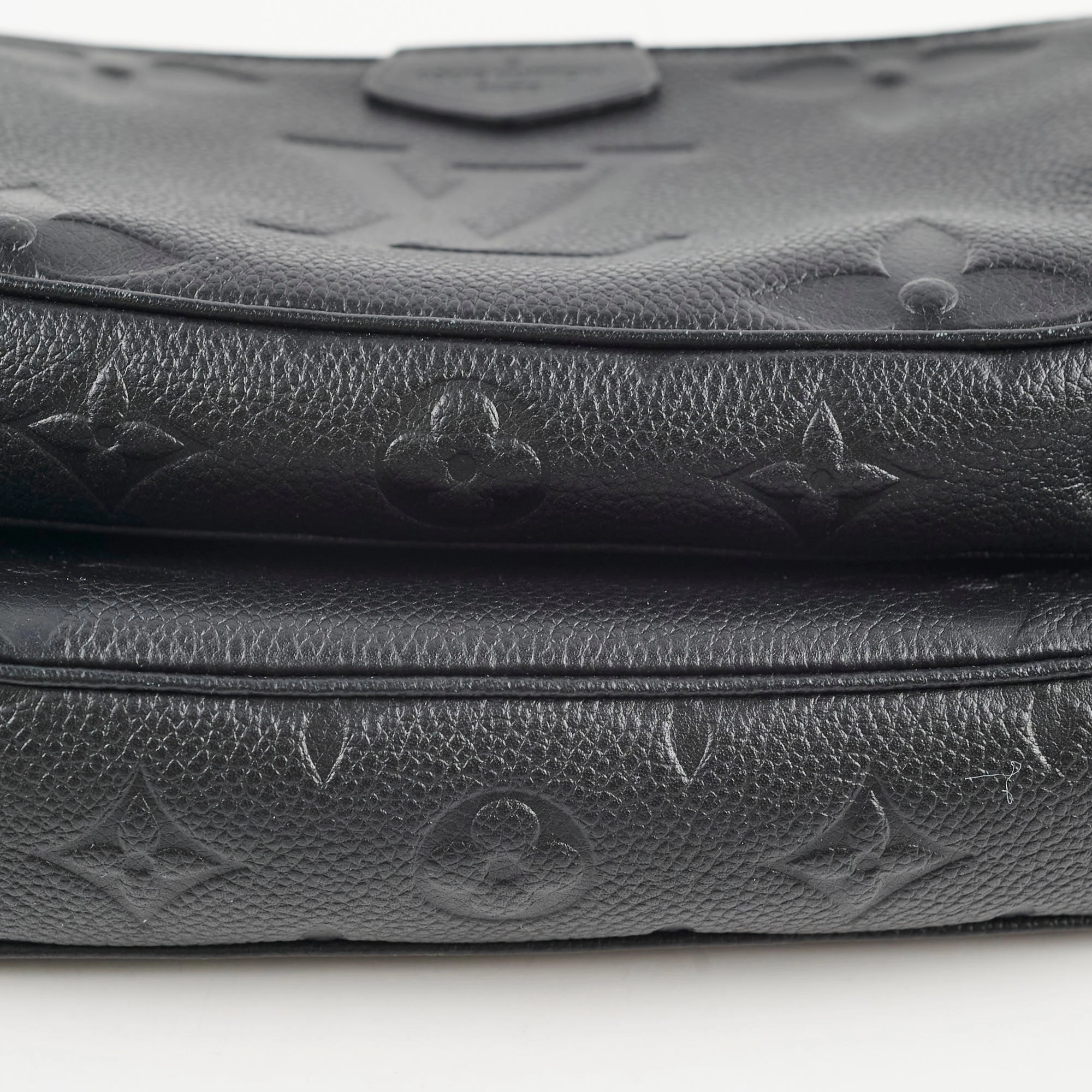 Louis Vuitton Multi Pochette Accessories Black