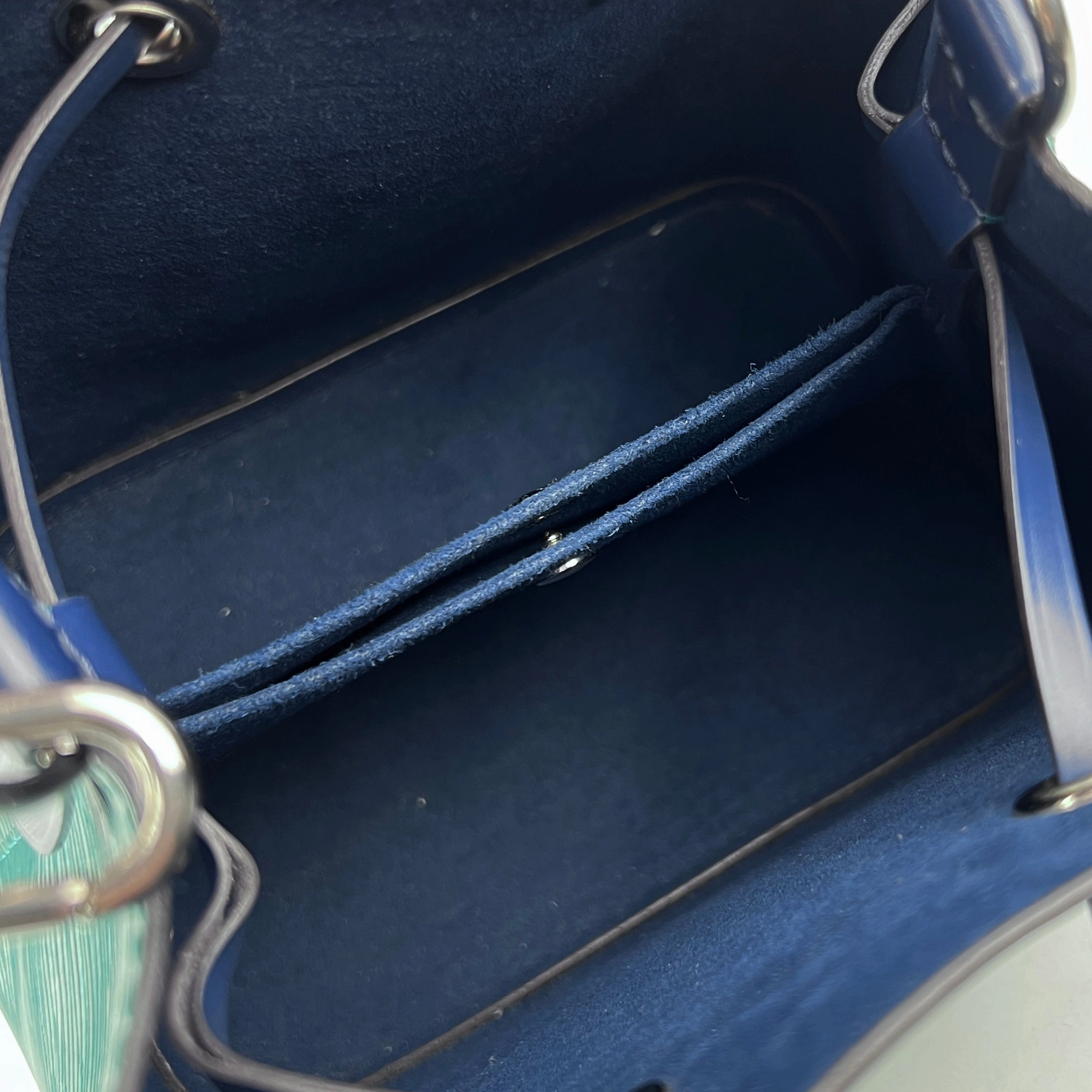 Louis Vuitton Neo Noe BB Epi Green/Blue