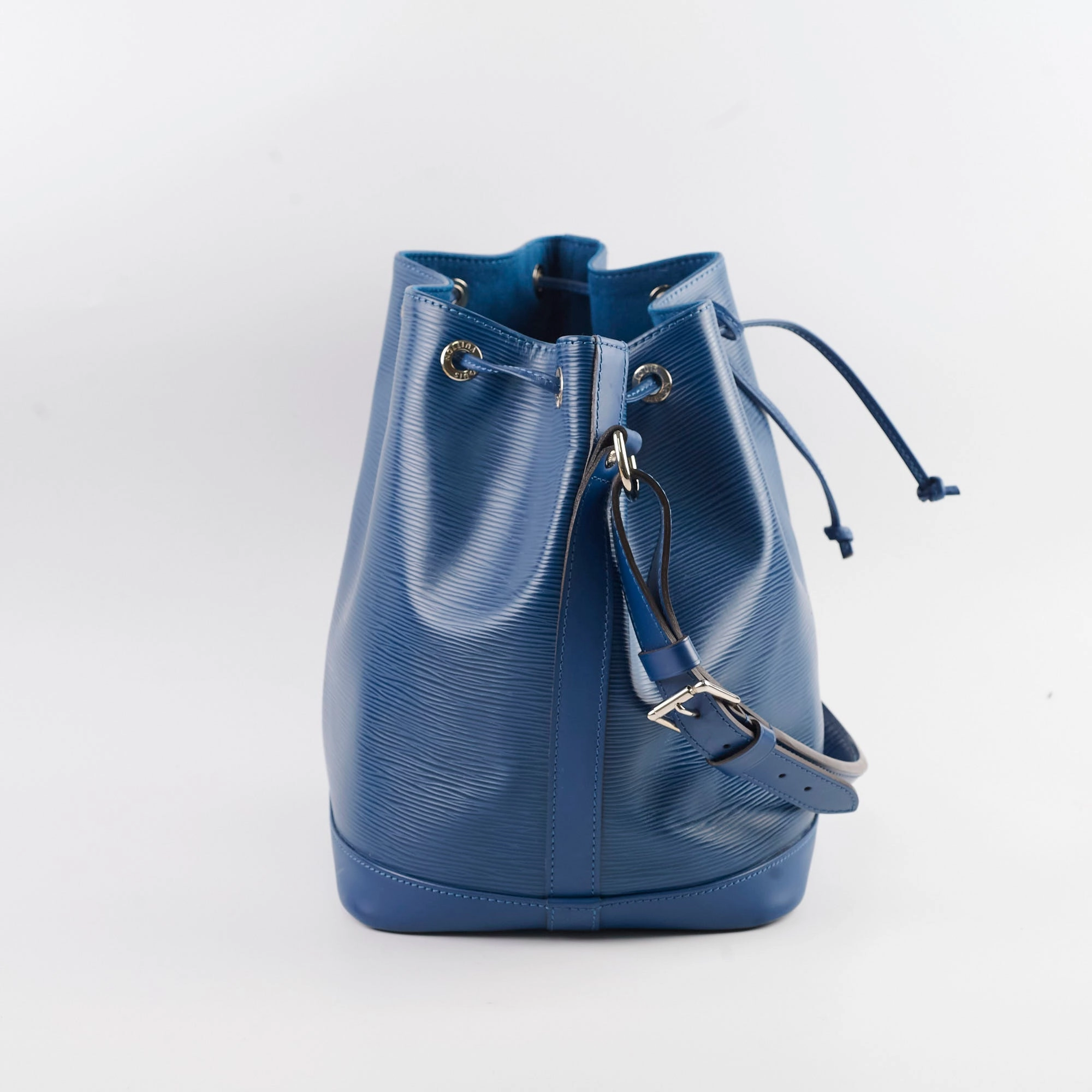 Louis Vuitton Neo Noe Epi Blue