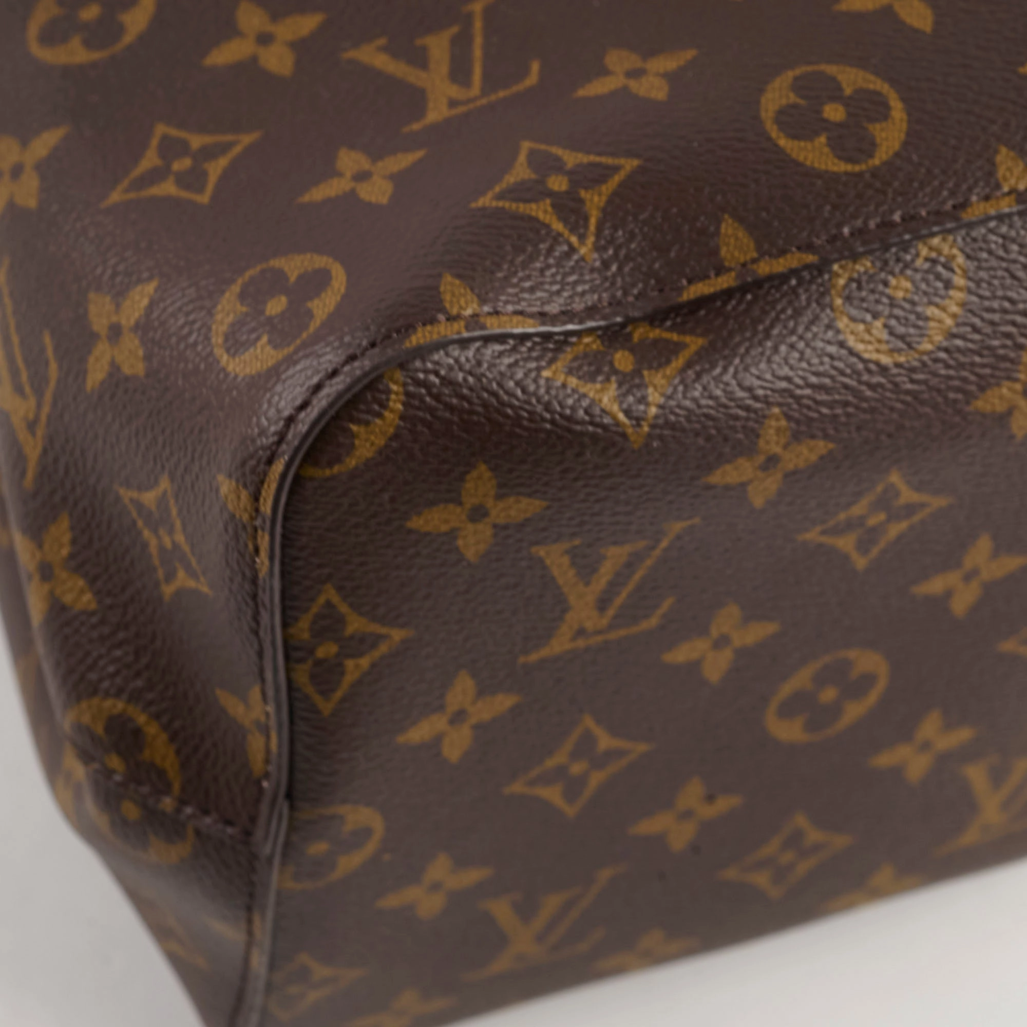 Louis Vuitton Neo Noe Monogram Pink Microchip