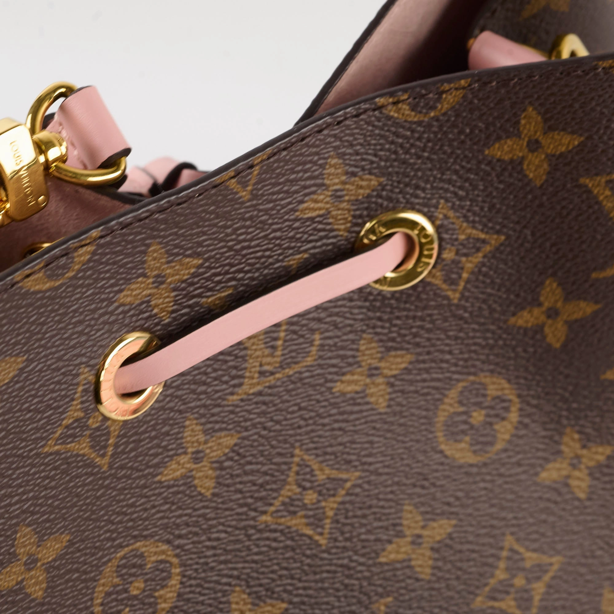 Louis Vuitton Neo Noe Monogram Pink Microchip