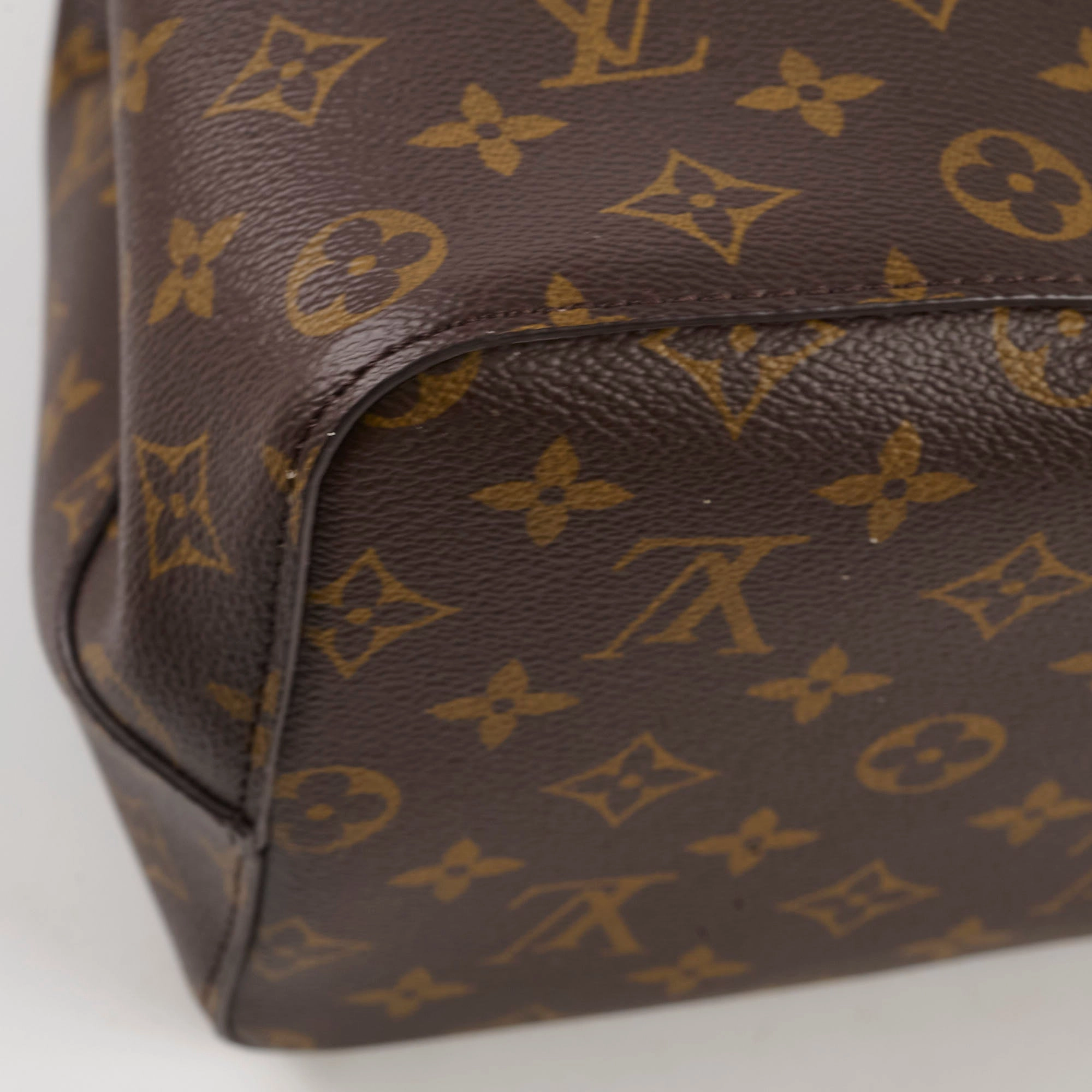 Louis Vuitton Neo Noe Monogram Pink Microchip