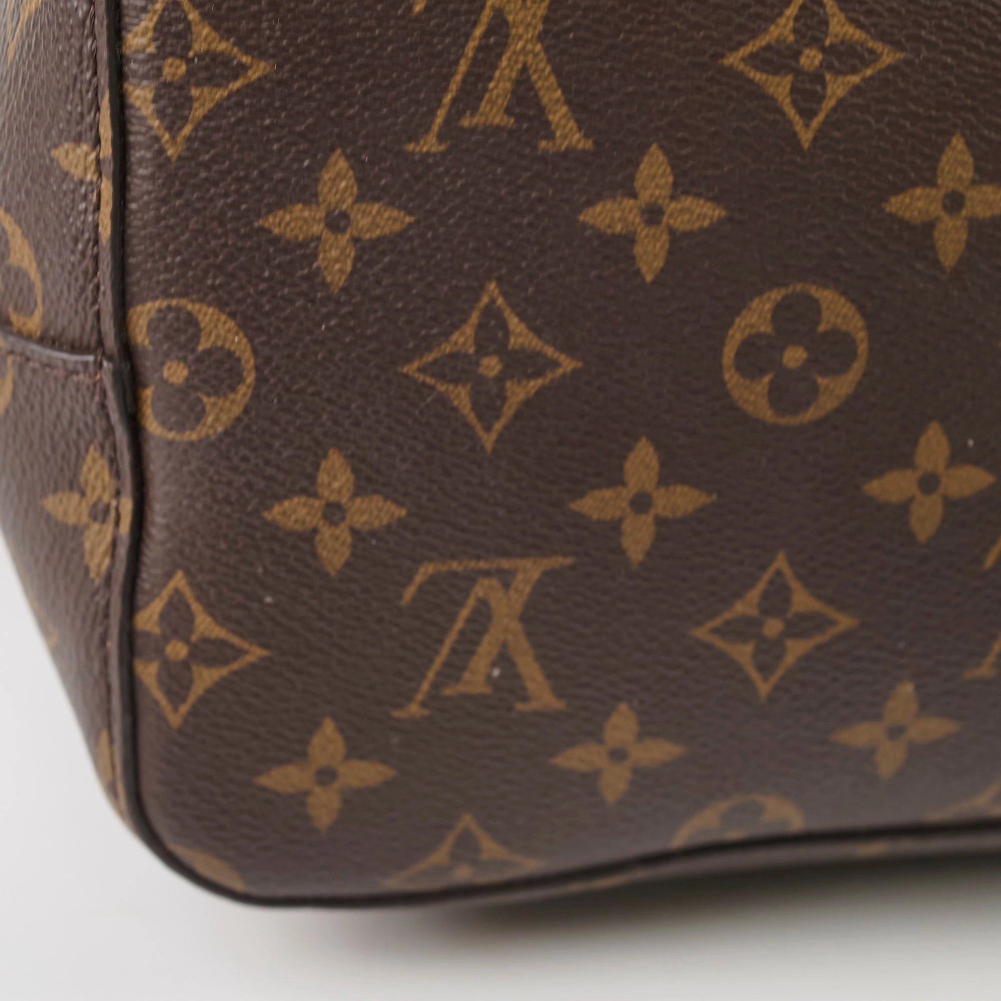 Louis Vuitton Neo Noe Monogram Yellow