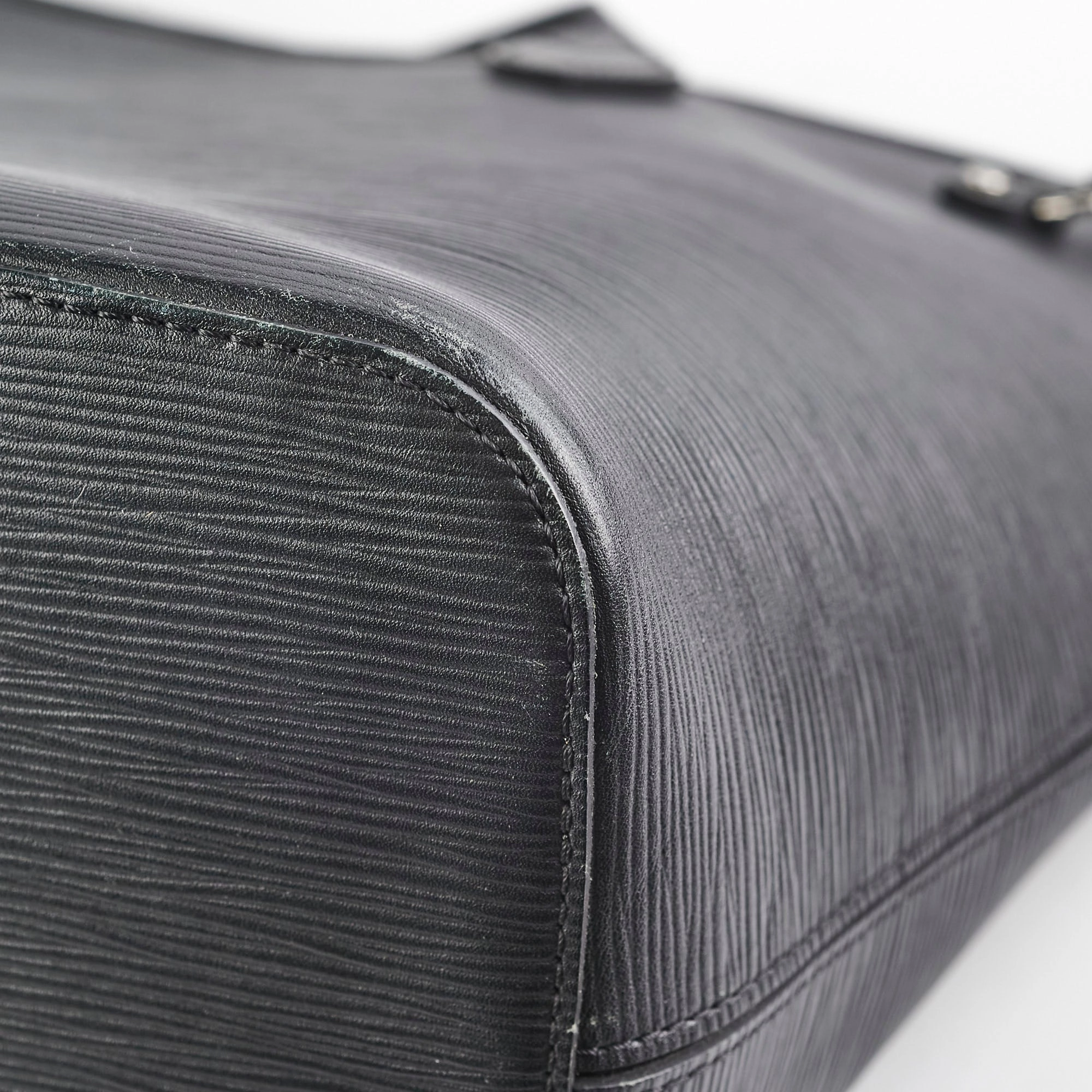 Louis Vuitton Neverfull MM Epi Black
