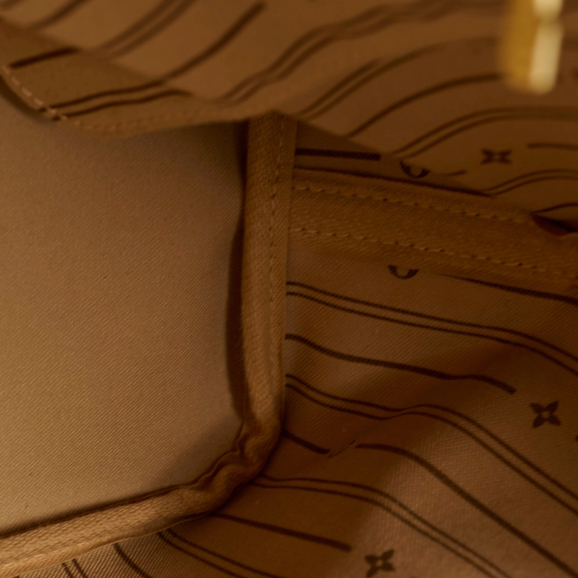 Louis Vuitton Neverfull MM Monogram