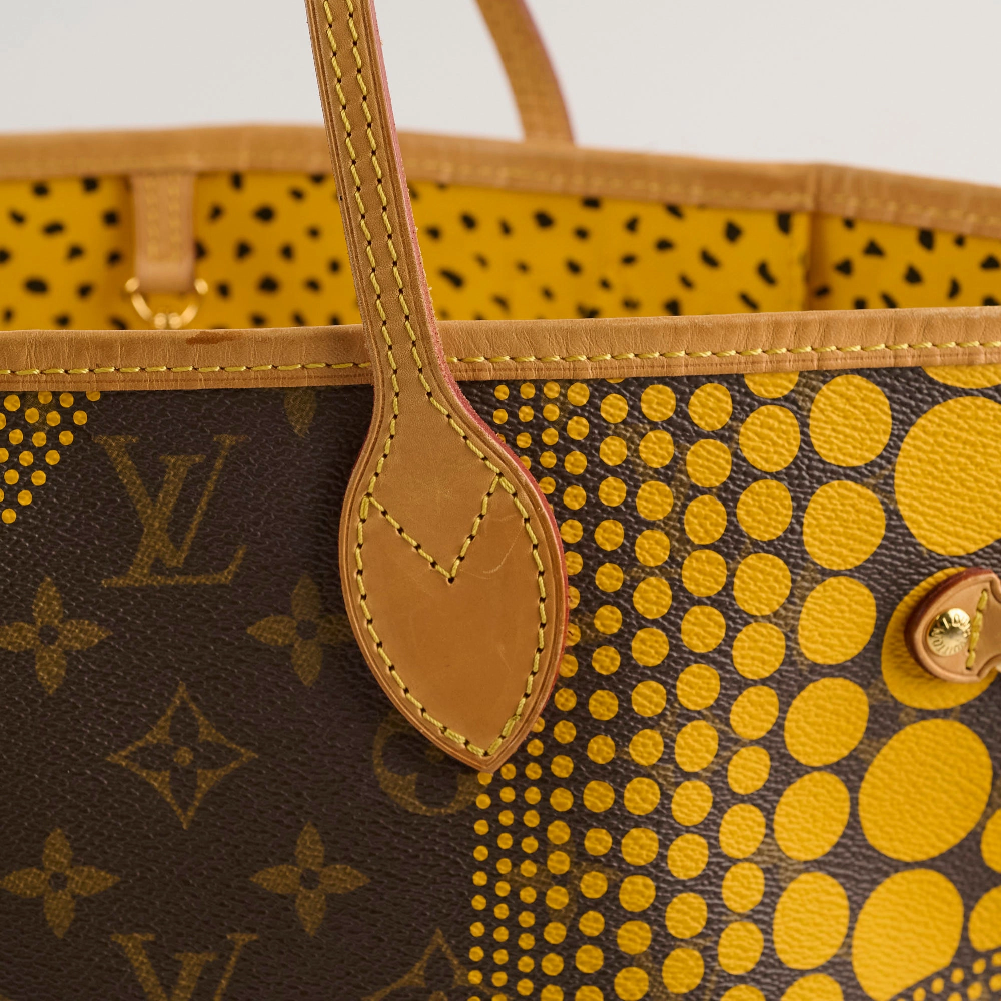 Louis Vuitton Neverfull MM Yayoi Kusama Limited Edition