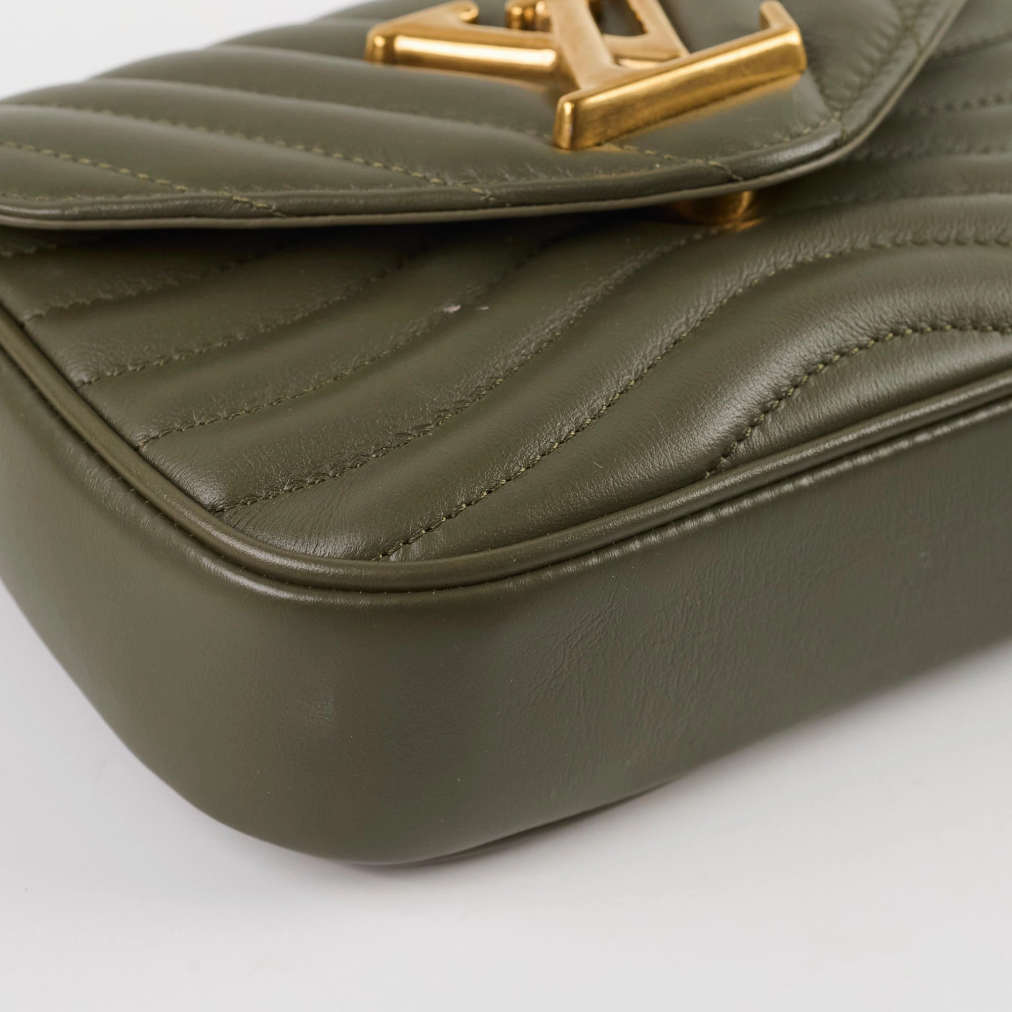 Louis Vuitton New Wave Multi Pochette Kaki