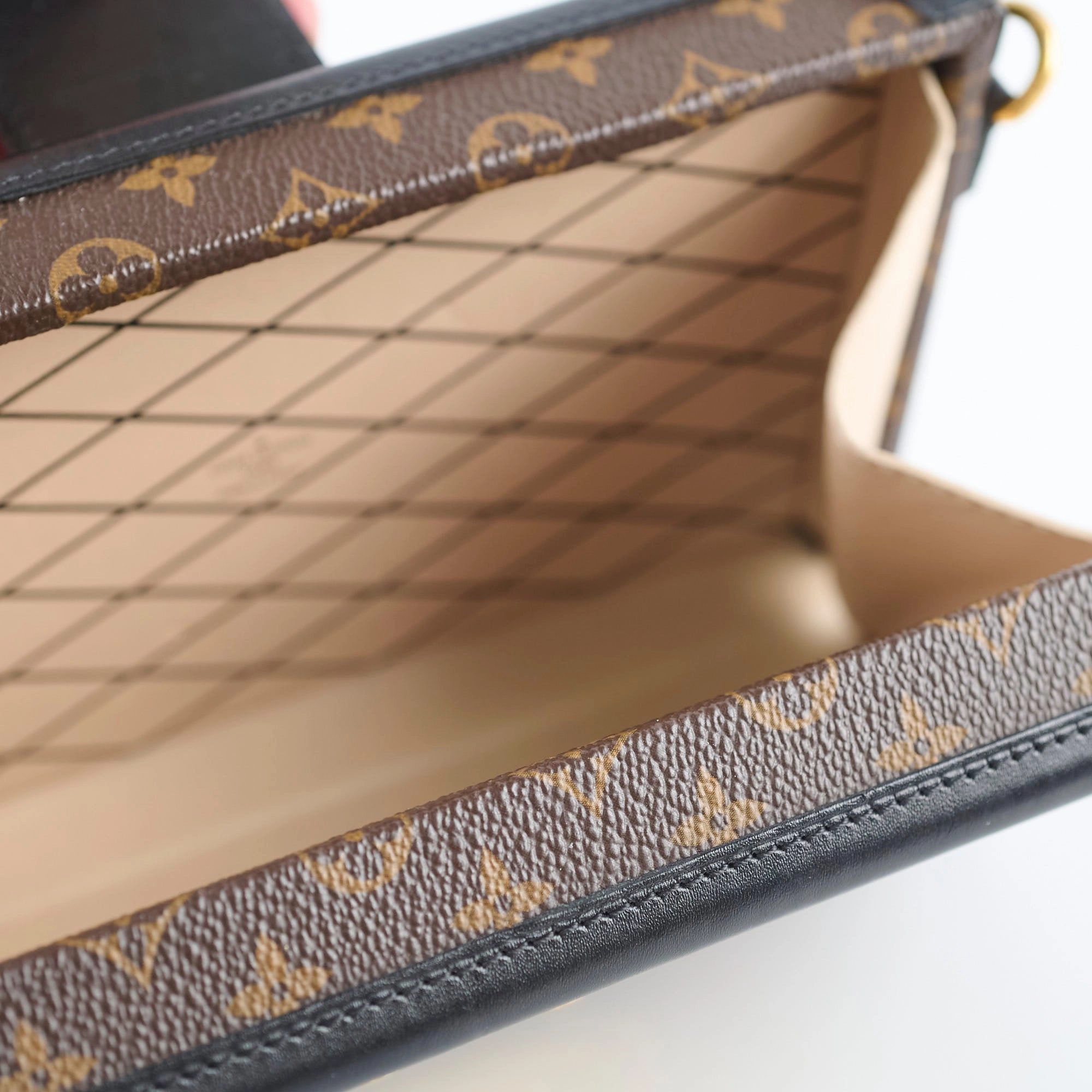 Louis Vuitton Petite Malle Monogram