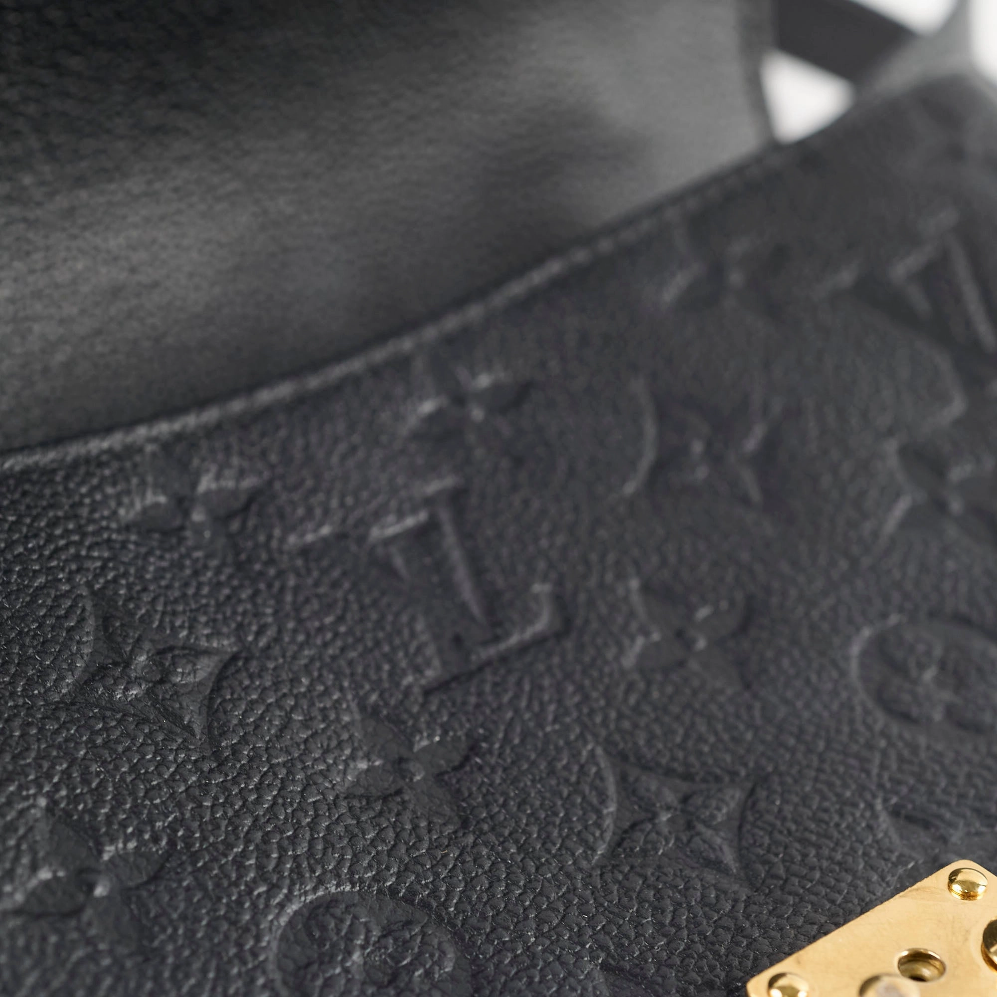 Louis Vuitton Pochette Metis Empriente Black