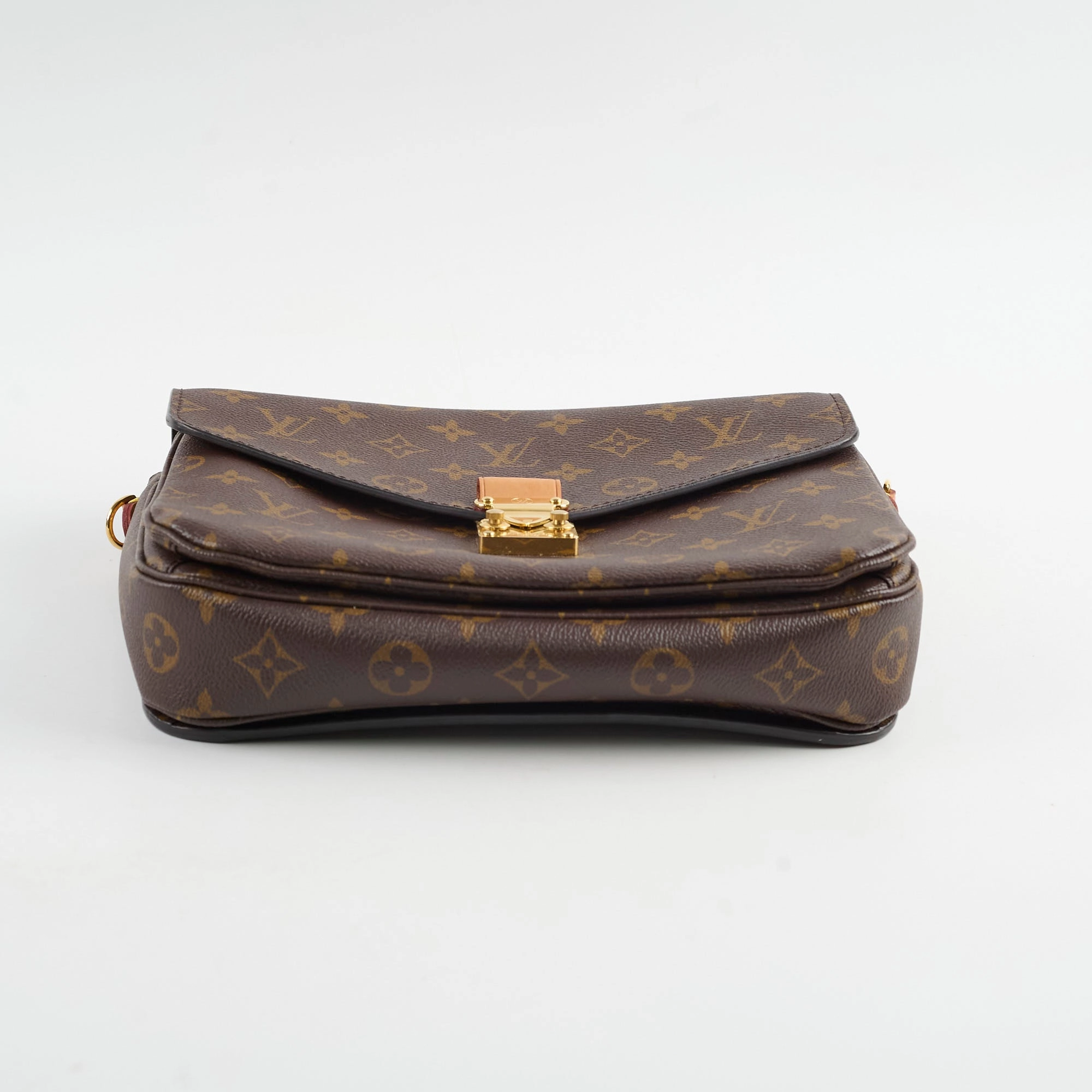 Louis Vuitton Pochette Metis Monogram