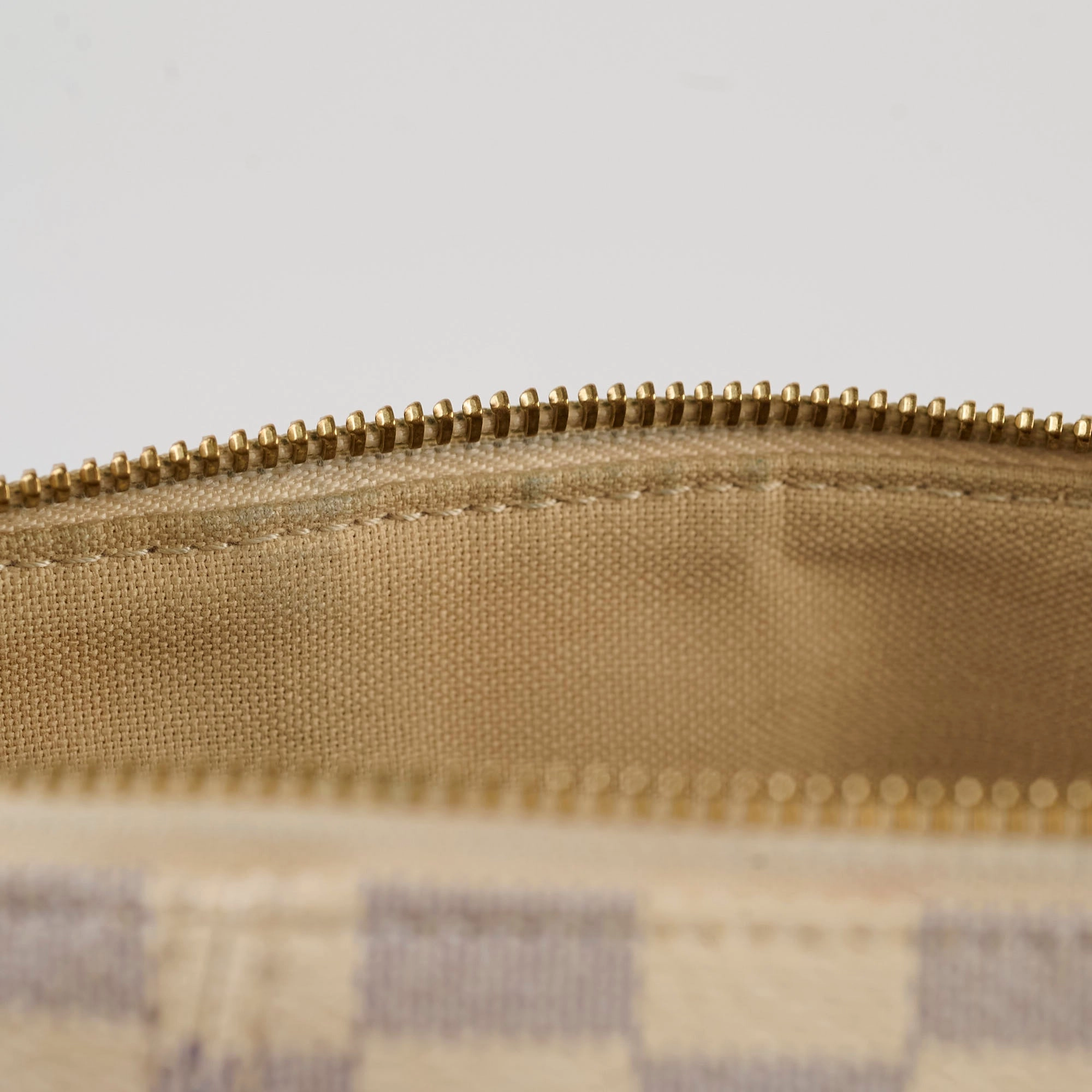 Louis Vuitton Totally PM Damir Azur